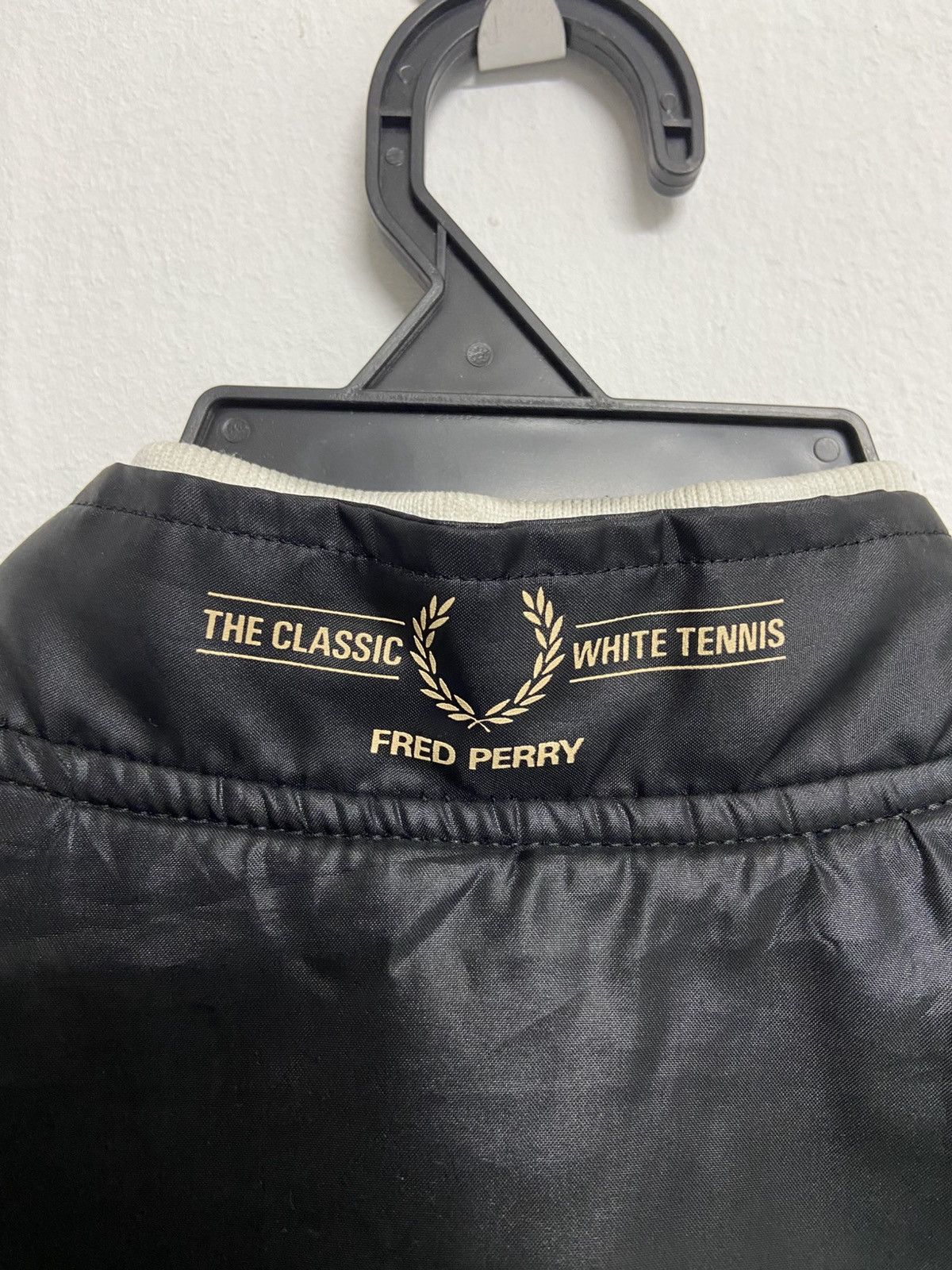 Fred Perry Vintage Fred Perry Black Nylon Jackat Size US M / EU 48-50 / 2 - 4 Thumbnail