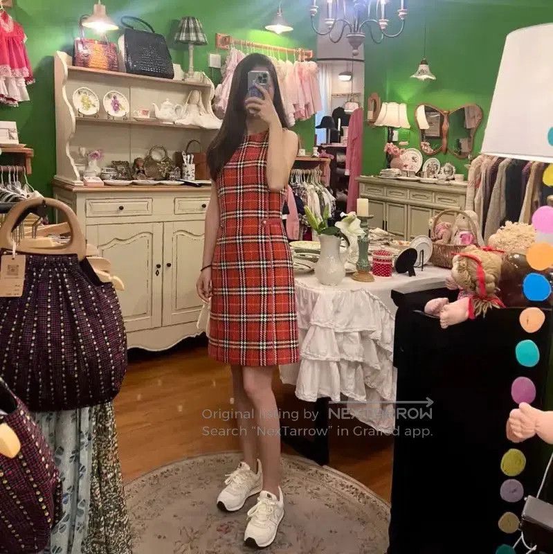 Burberry Burberry Red Cotton Check Dress for Women. Size M / US 6-8 / IT 42-44 - 8 Thumbnail