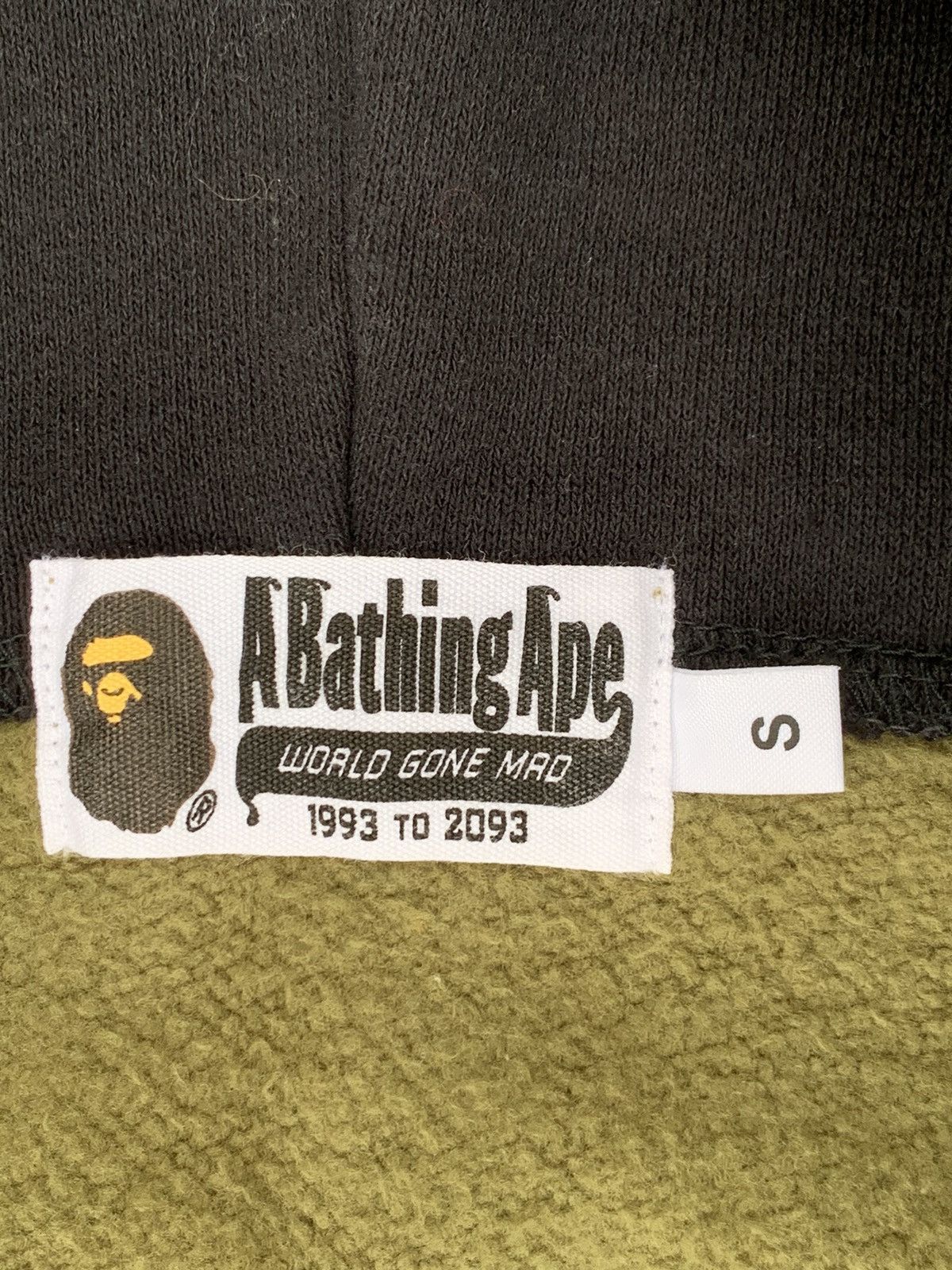 Bape 1st Bape Camo Shark Half Zip Hoodie Size US S / EU 44-46 / 1 - 7 Thumbnail