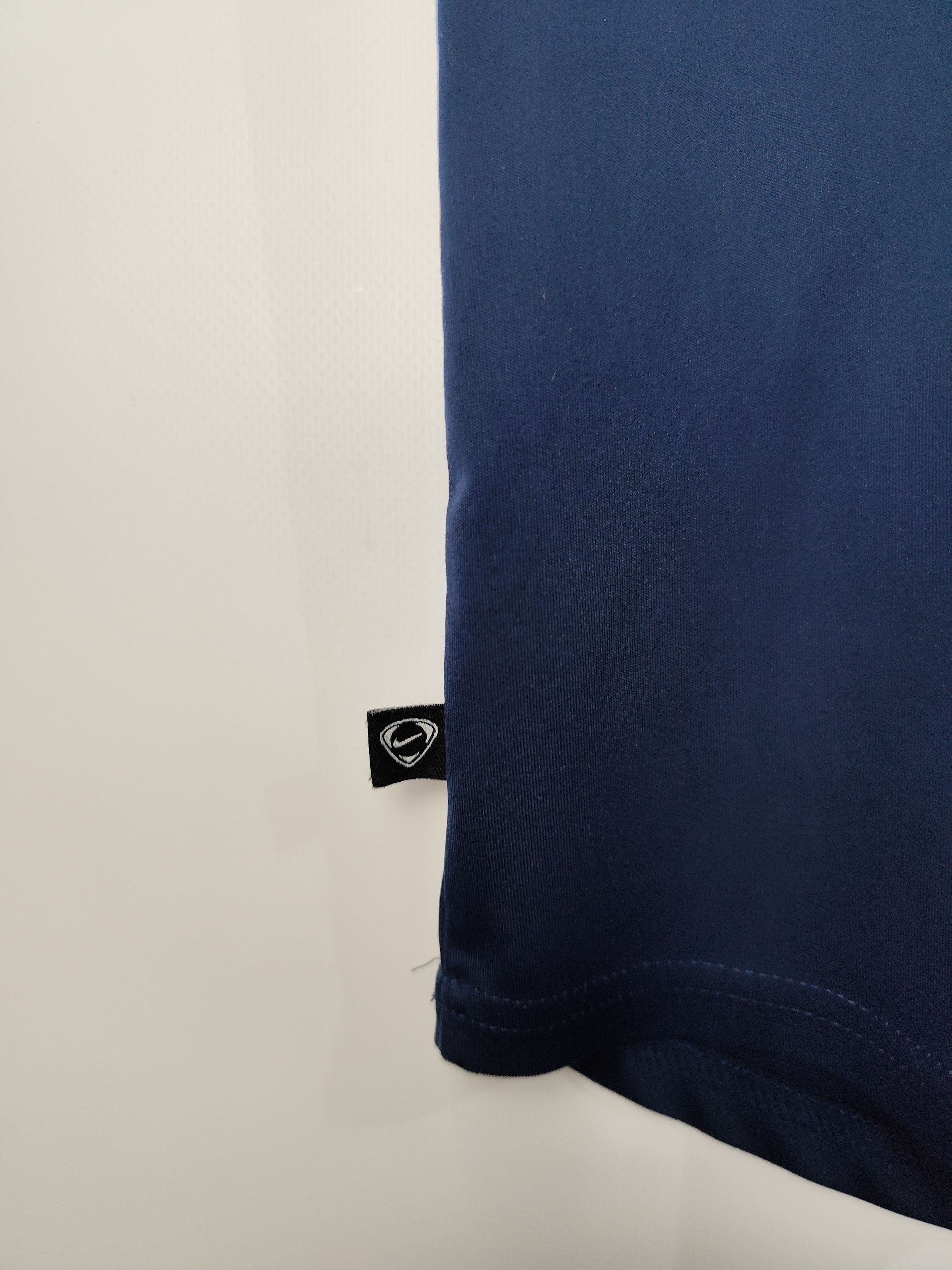Nike 90’s NIKE BIG SWOOSH CENTRAL LOGO RETRO T-SHIRT Y2K Size US M / EU 48-50 / 2 - 3 Thumbnail