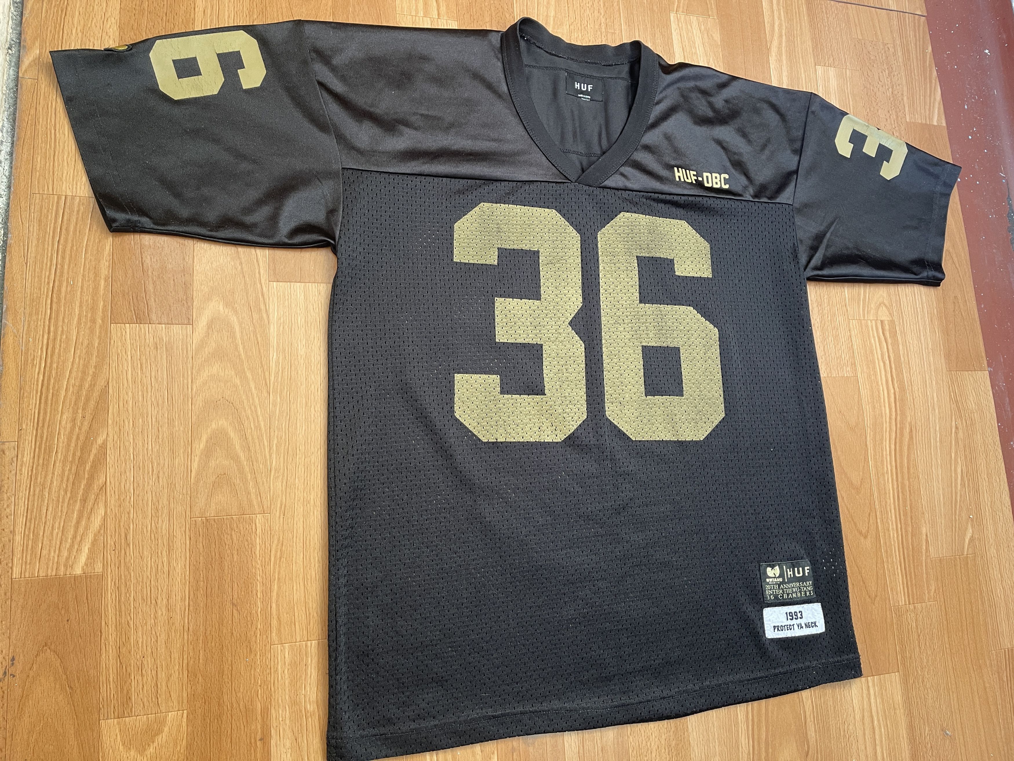 Huf × Wu-Tang Clan HUF X Wu-Tang Clan 2014 Anniversary jersey Wu Wear t-shirt L Size US L / EU 52-54 / 3 - 10 Thumbnail