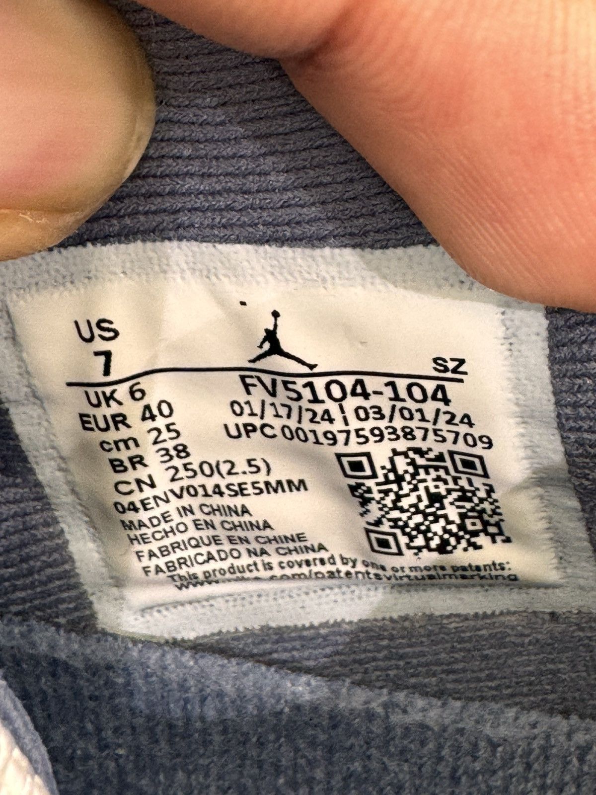 Jordan Brand Air Jordan 11 Low Diffused Blue Size 7 (2024) Size US 7 / EU 40 - 9 Thumbnail