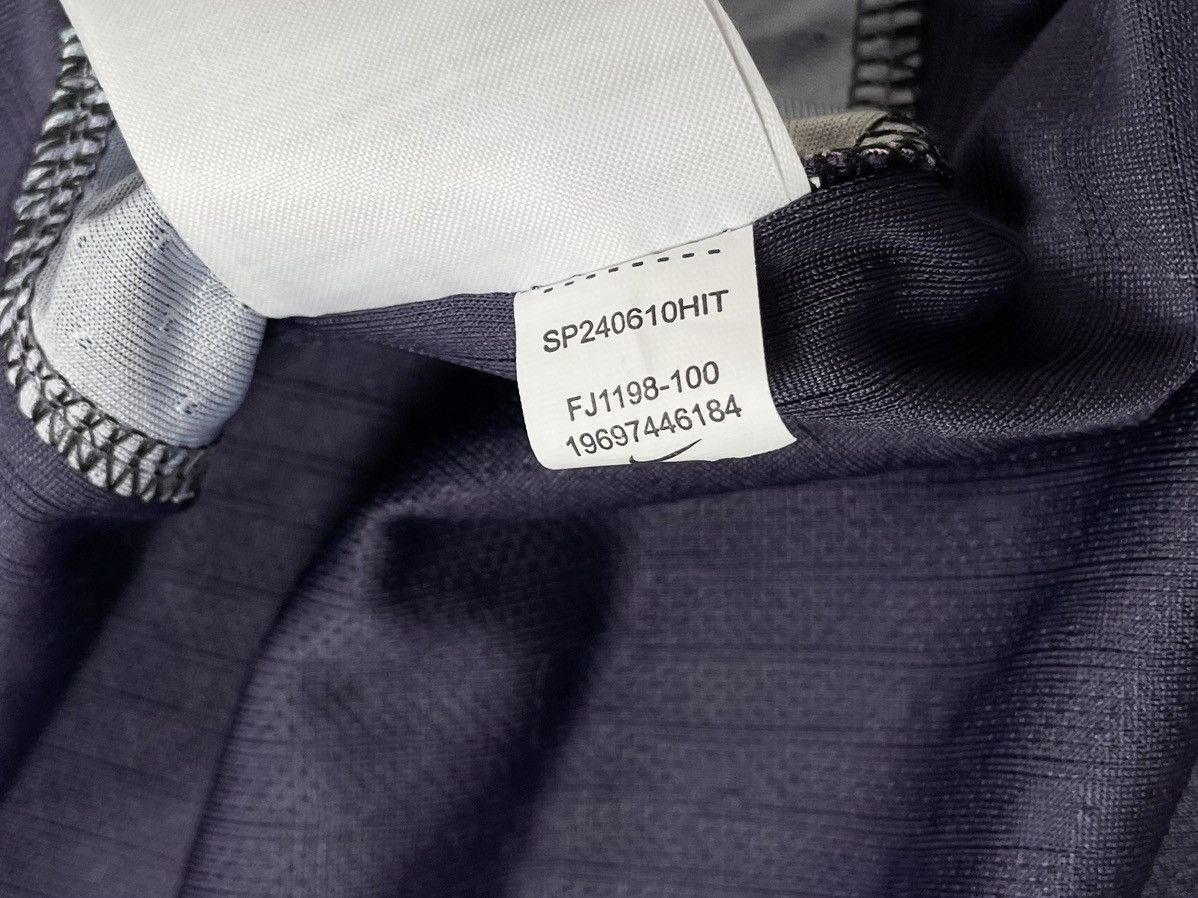 Nike Nike England ( Size XXL ) Away Stadium Vintage Purple Jersey Size US XXL / EU 58 / 5 - 9 Thumbnail