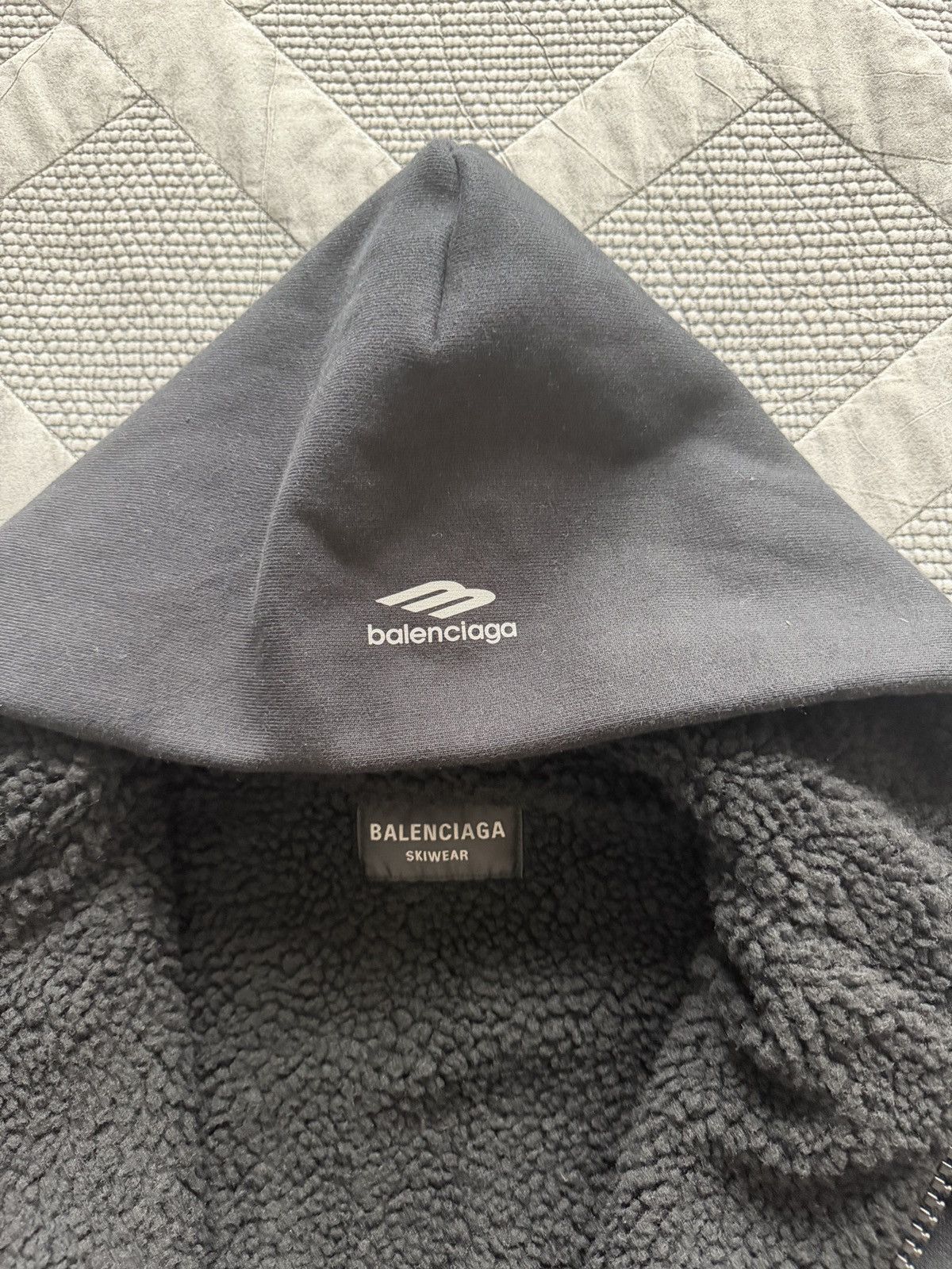 Balenciaga Balenciaga 3B Sherpa Hoodie Size US L / EU 52-54 / 3 - 2 Thumbnail