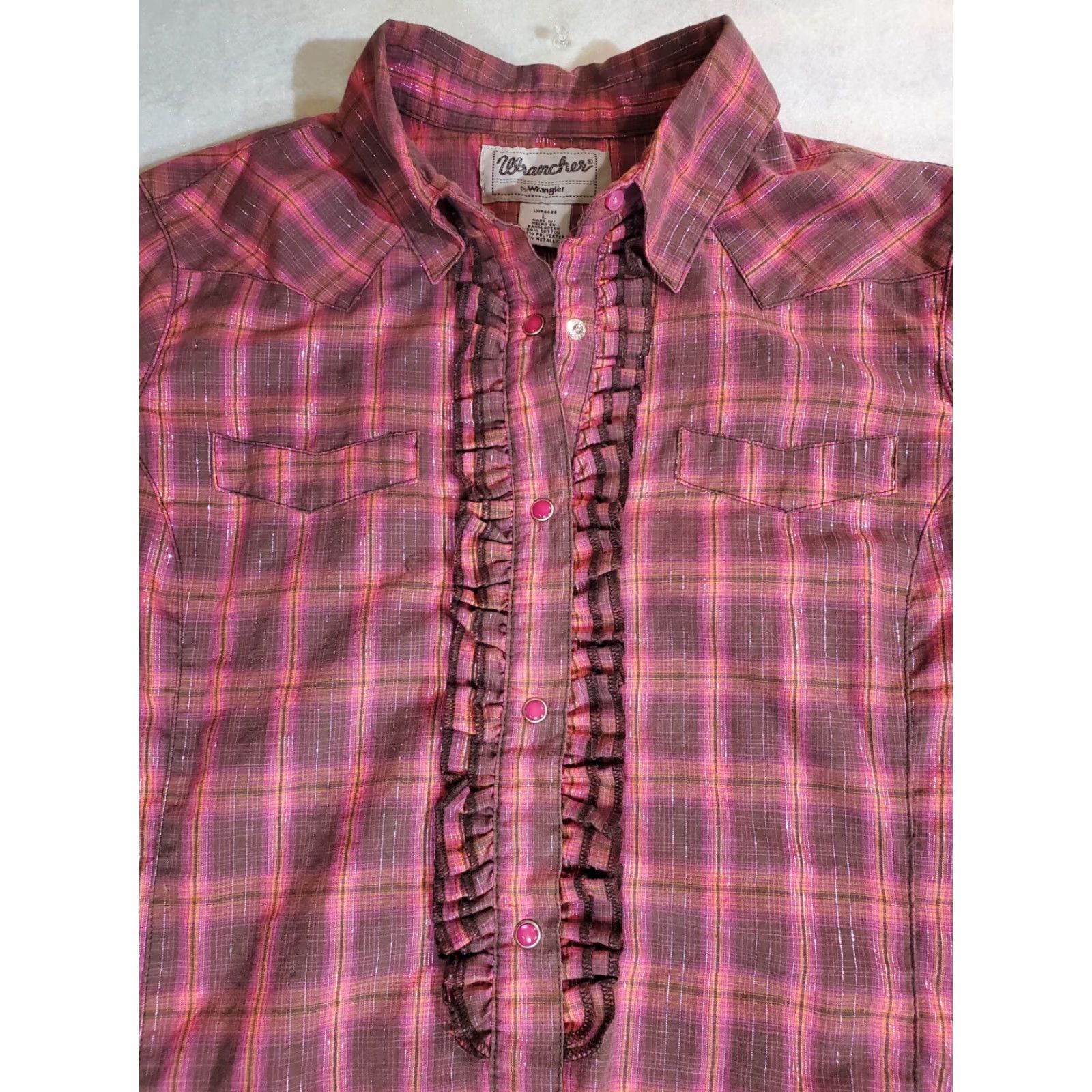 Wrangler VINTAGE Wrangler Wrancher Women Large Pearl Snap Shirt Ruffle Western Cowgirl Size L / US 10 / IT 46 - 2 Thumbnail