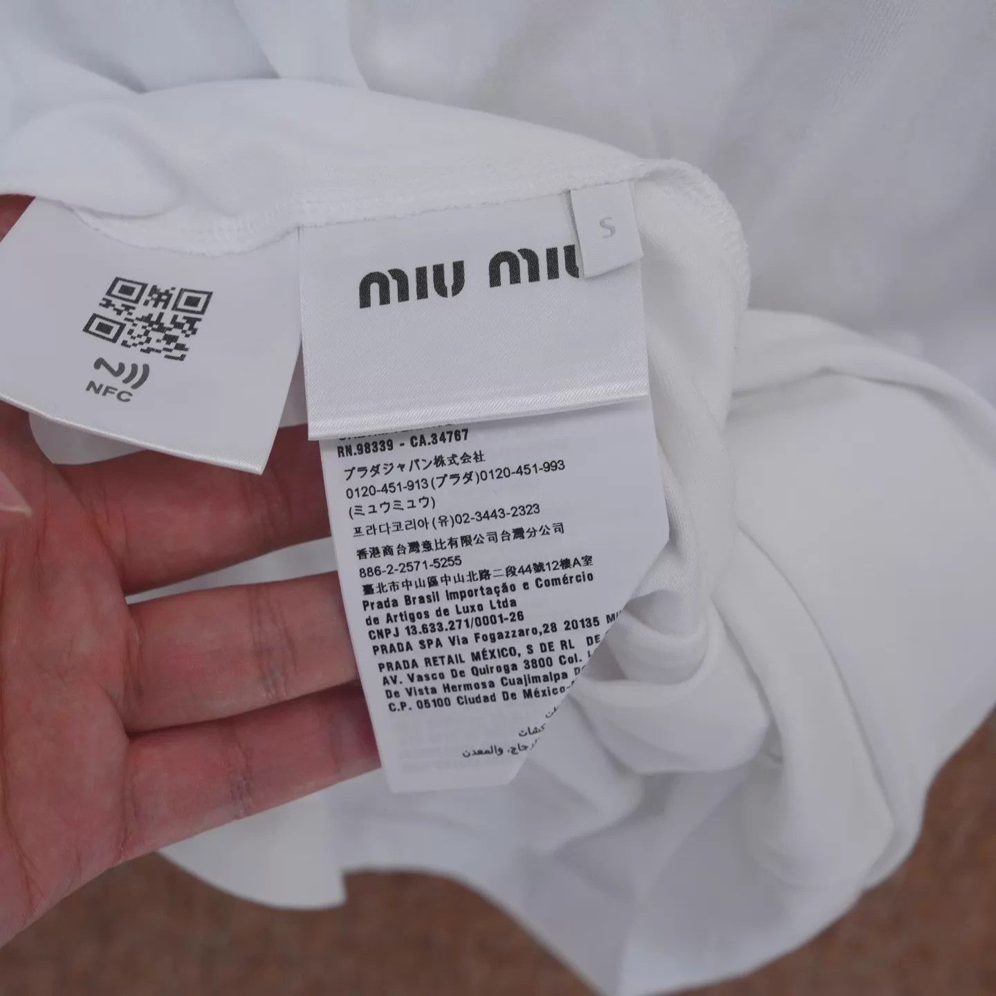 Miu Miu MIU MIU Crystal Logo Print Short Sleeve Tee S New Size S / US 4 / IT 40 - 6 Thumbnail
