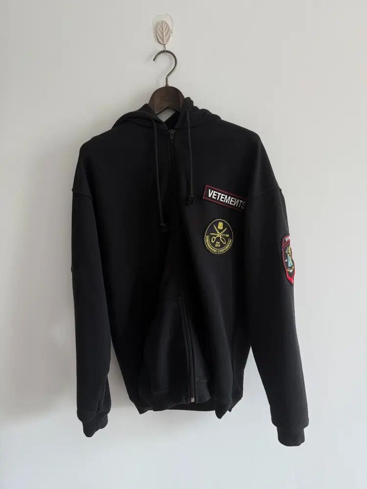 Vetements Vetements Vetements Police Patches Zip-up Hoodie-2506 Size US S / EU 44-46 / 1 - 1 Thumbnail