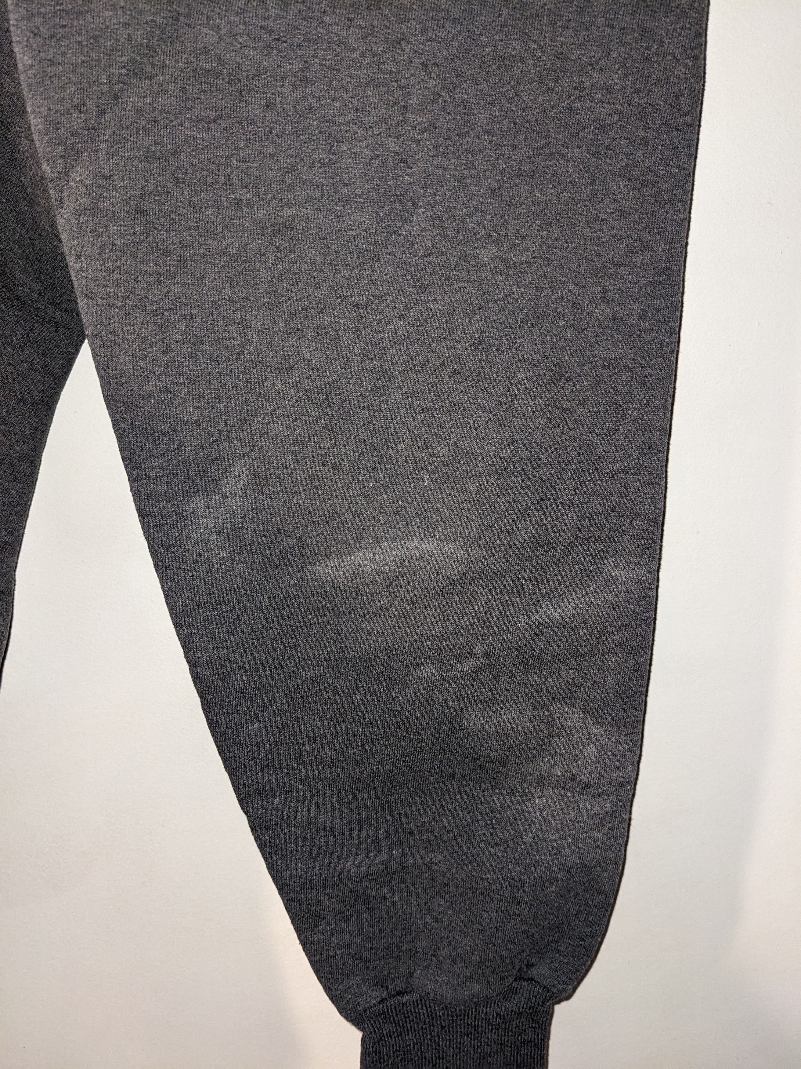 Hanes × Vintage Vintage 90s Hanes Blank Essential Medium Gray Sweatshirt Size US M / EU 48-50 / 2 - 3 Thumbnail