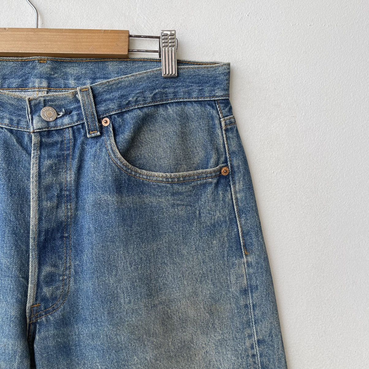 Levi's Vintage 80s Levi's 501 Heavy Vintage Wash Denim Jeans Size US 34 / EU 50 - 7 Thumbnail