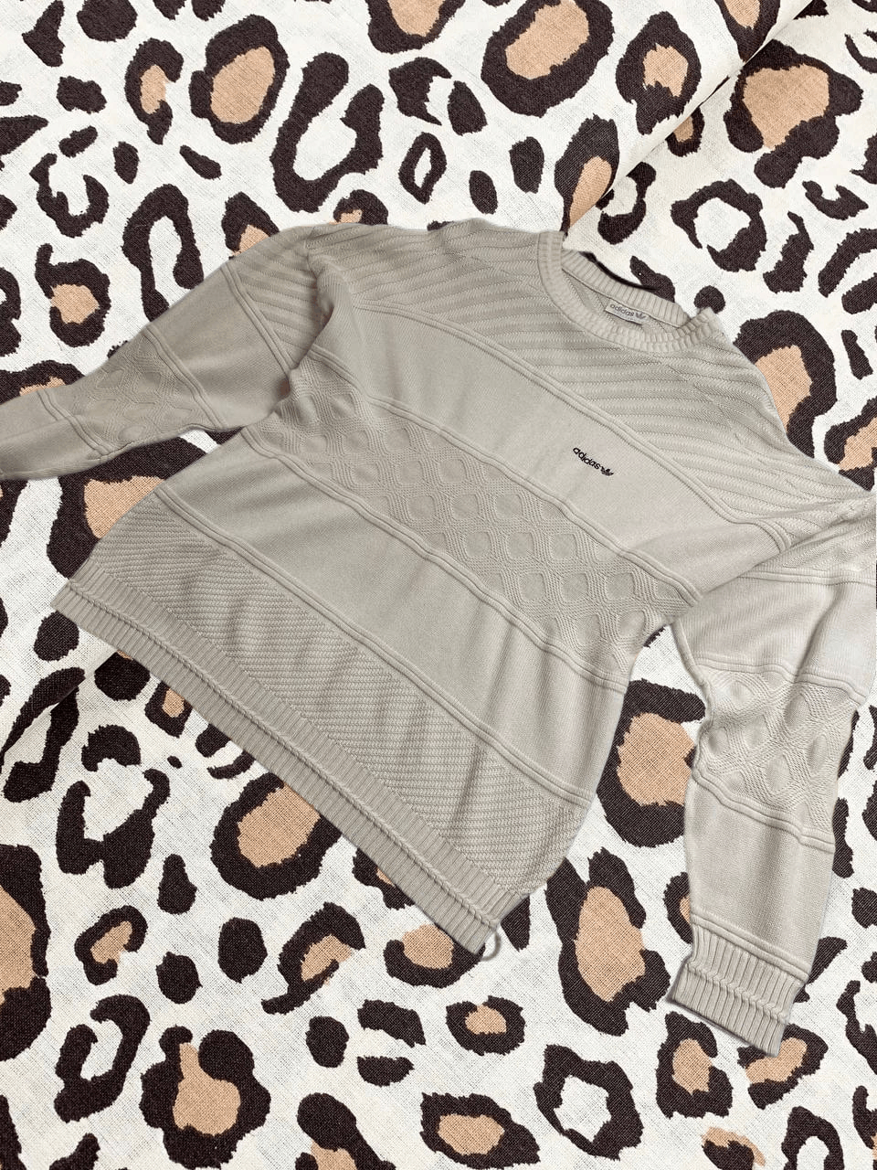Adidas VINTAGE Y2K ADIDAS SWEATER Size US S / EU 44-46 / 1 - 1 Thumbnail