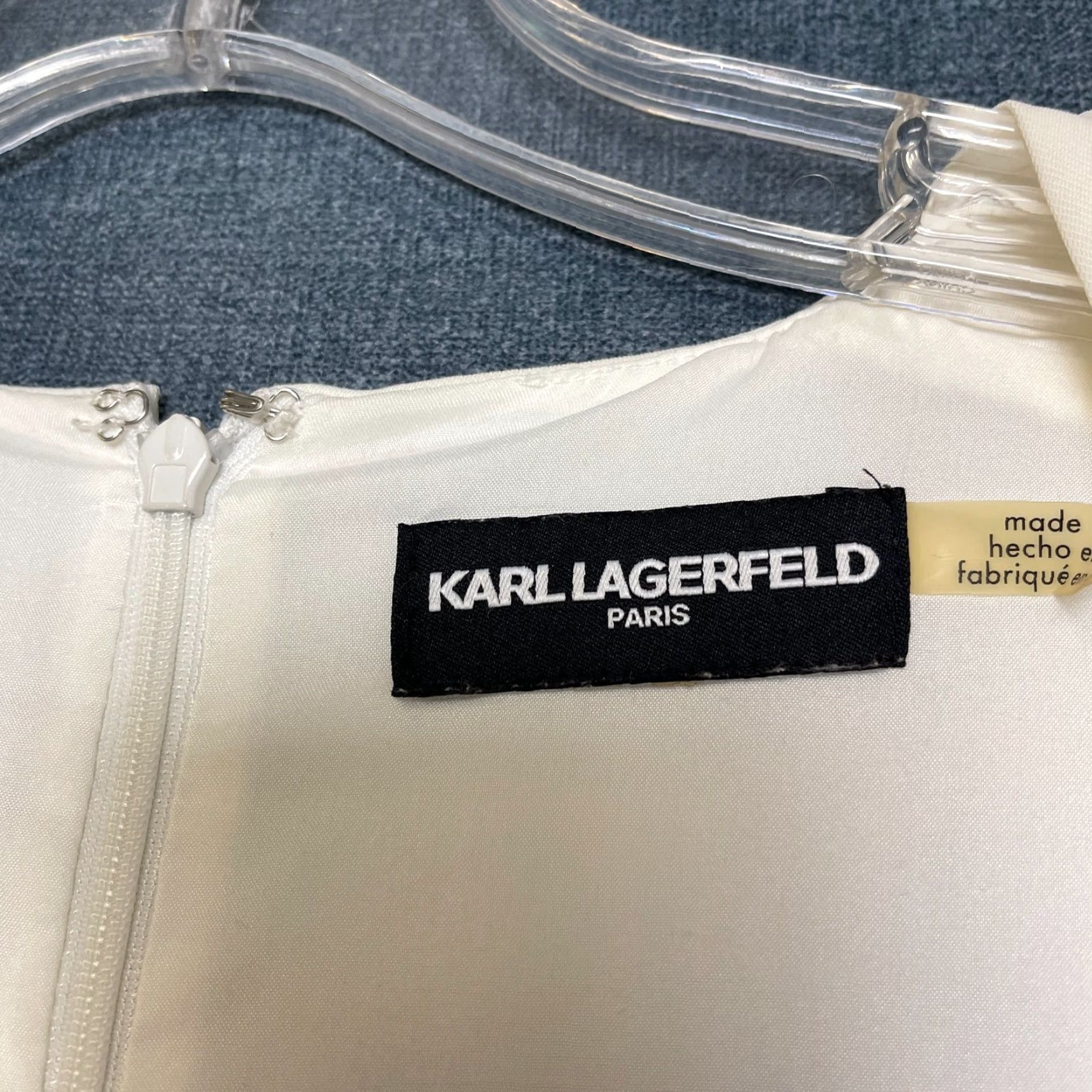 Karl Lagerfeld Karl Lagerfeld Paris Blouse Womens S/M White Stretch V-Neck 3/4 Sleeve Back Zip Size S / US 4 / IT 40 - 7 Thumbnail