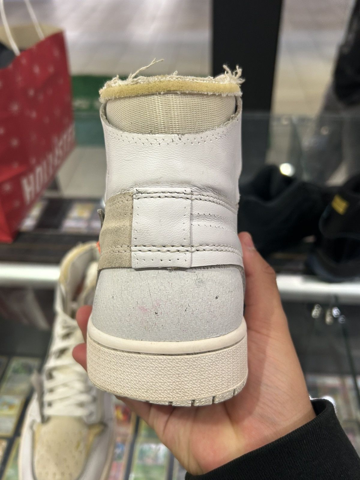 Jordan Brand × Off-White Jordan 1 retro High Off-white Euro Size US 12 / EU 45 - 3 Thumbnail