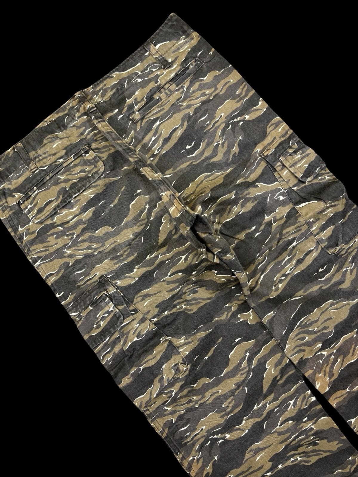 Japanese Brand VANQUISH Japan Multizipper Tactical Cargo Skinny Pant F705 Size US 33 - 15 Thumbnail