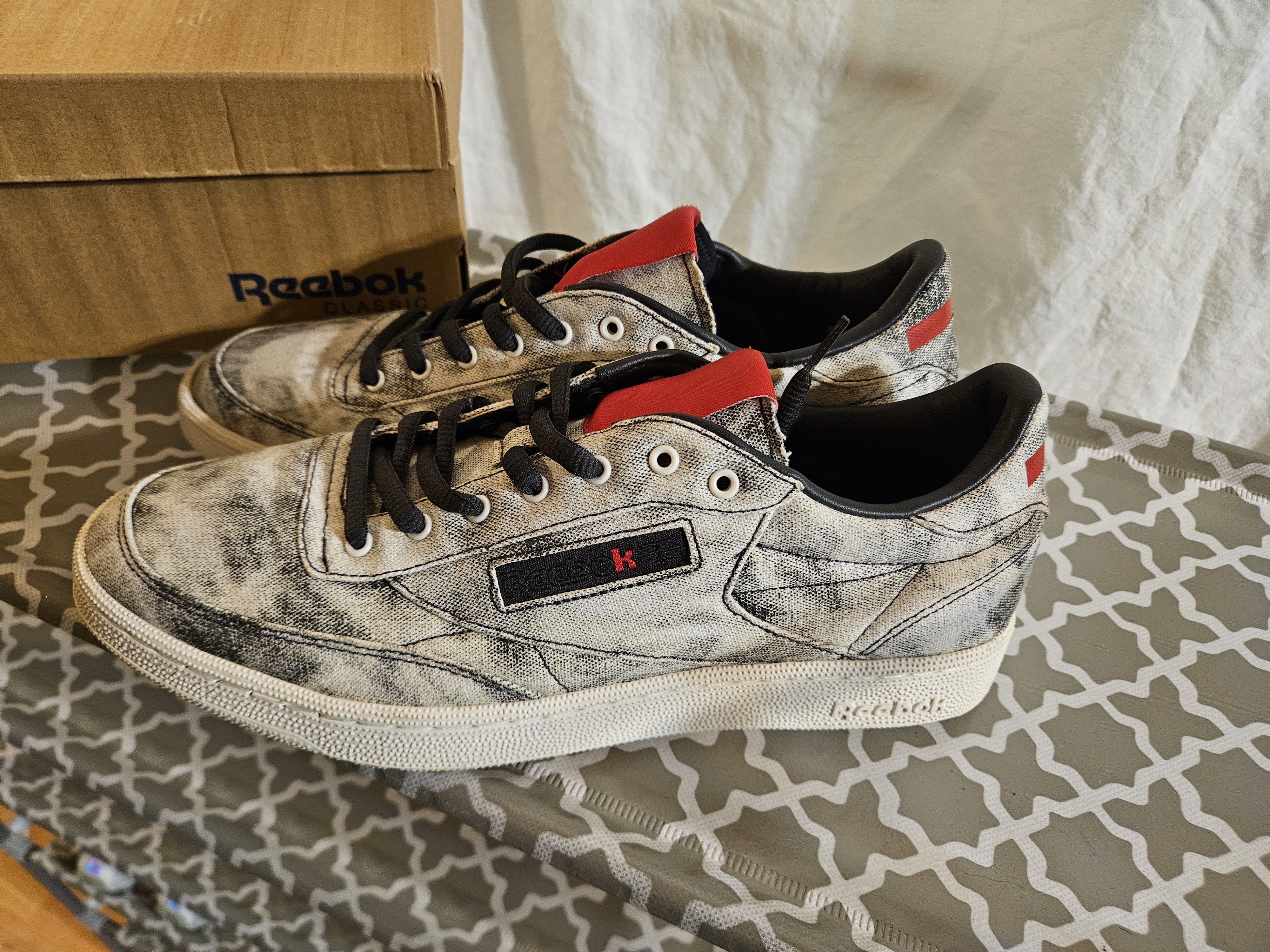 Kendrick Lamar × Reebok Club C Kendrick men's sneakers Size US 9.5 / EU 42-43 - 1 Thumbnail
