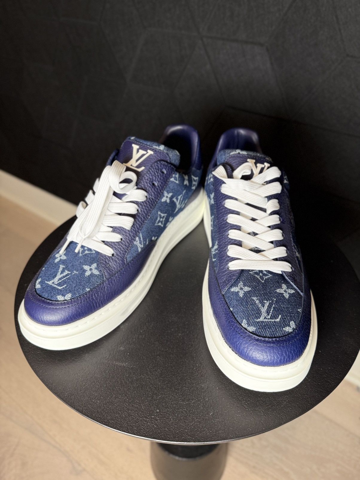Louis Vuitton The Beverly Hills sneaker size 8 / like NEW Size US 8 / EU 41 - 9 Thumbnail