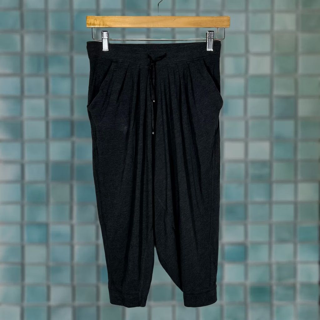 Lululemon Lululemon Street To Studio Pant Jogger Crop Gray Pima Cotton Size 4 Womens Size 26" / US 2 / IT 38 - 1 Thumbnail