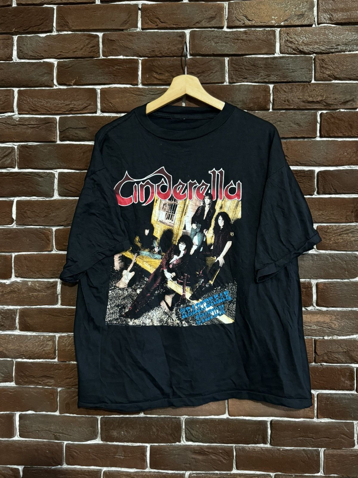 Rare!!! Vintage 90s Cinderella Band T-shirt 1991 World Tour Shelter Me 3rd shops Album American Hard Rock Band Blues Heavy Metal Made in USA Black