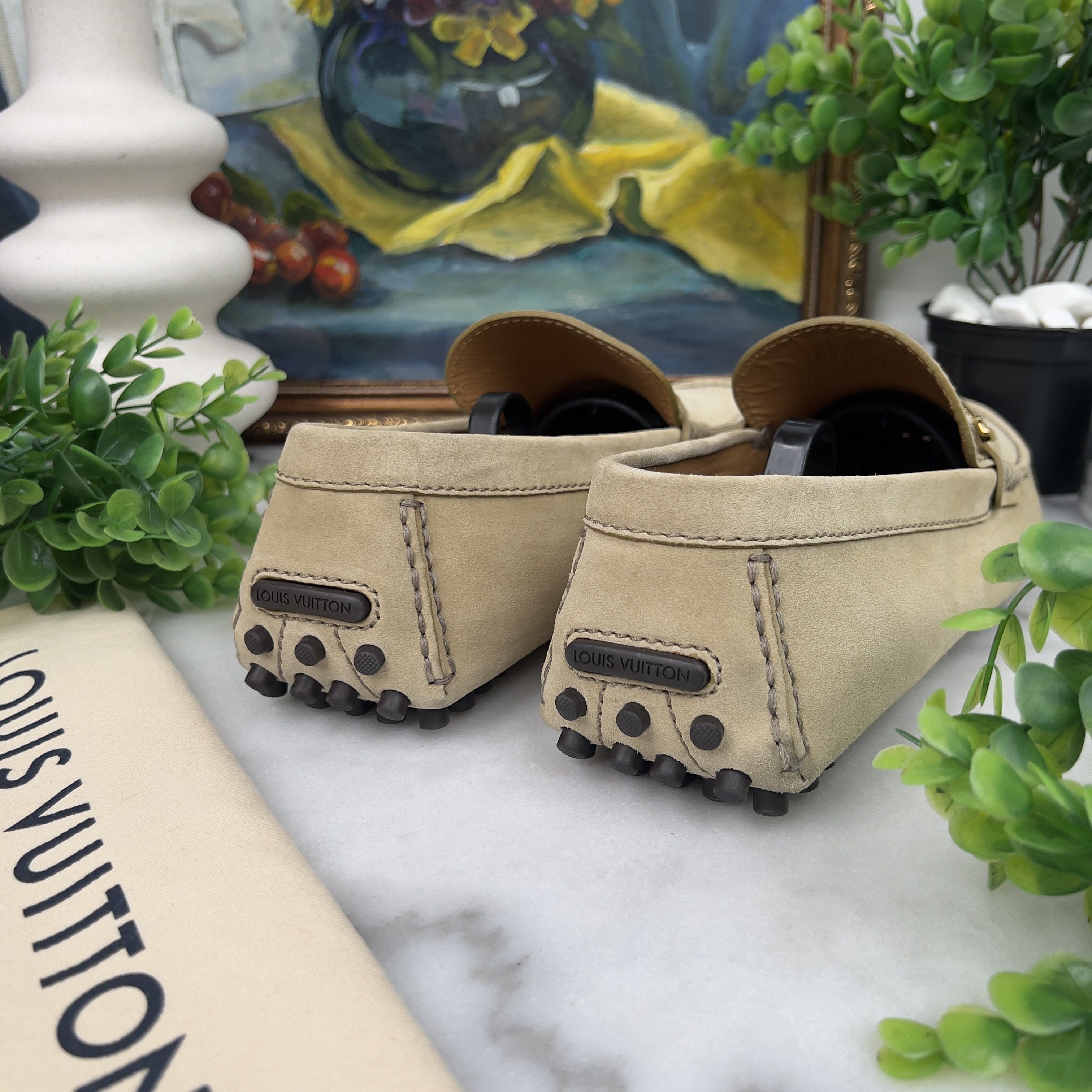 Louis Vuitton LV Driver Moccasins Beige Suede Size US 9 / EU 42 - 8 Thumbnail