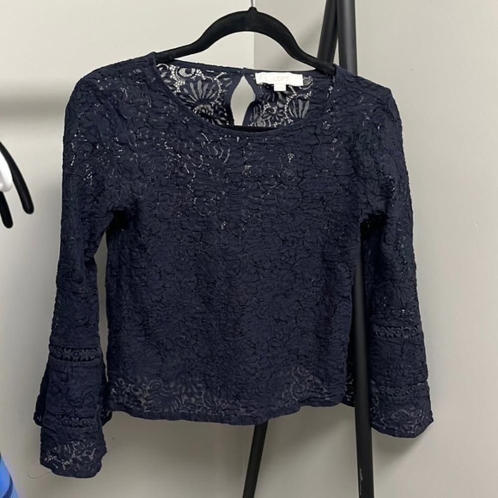 Designer Loft navy blue lace bell sleeve top Size XS / US 0-2 / IT 36-38 - 3 Thumbnail