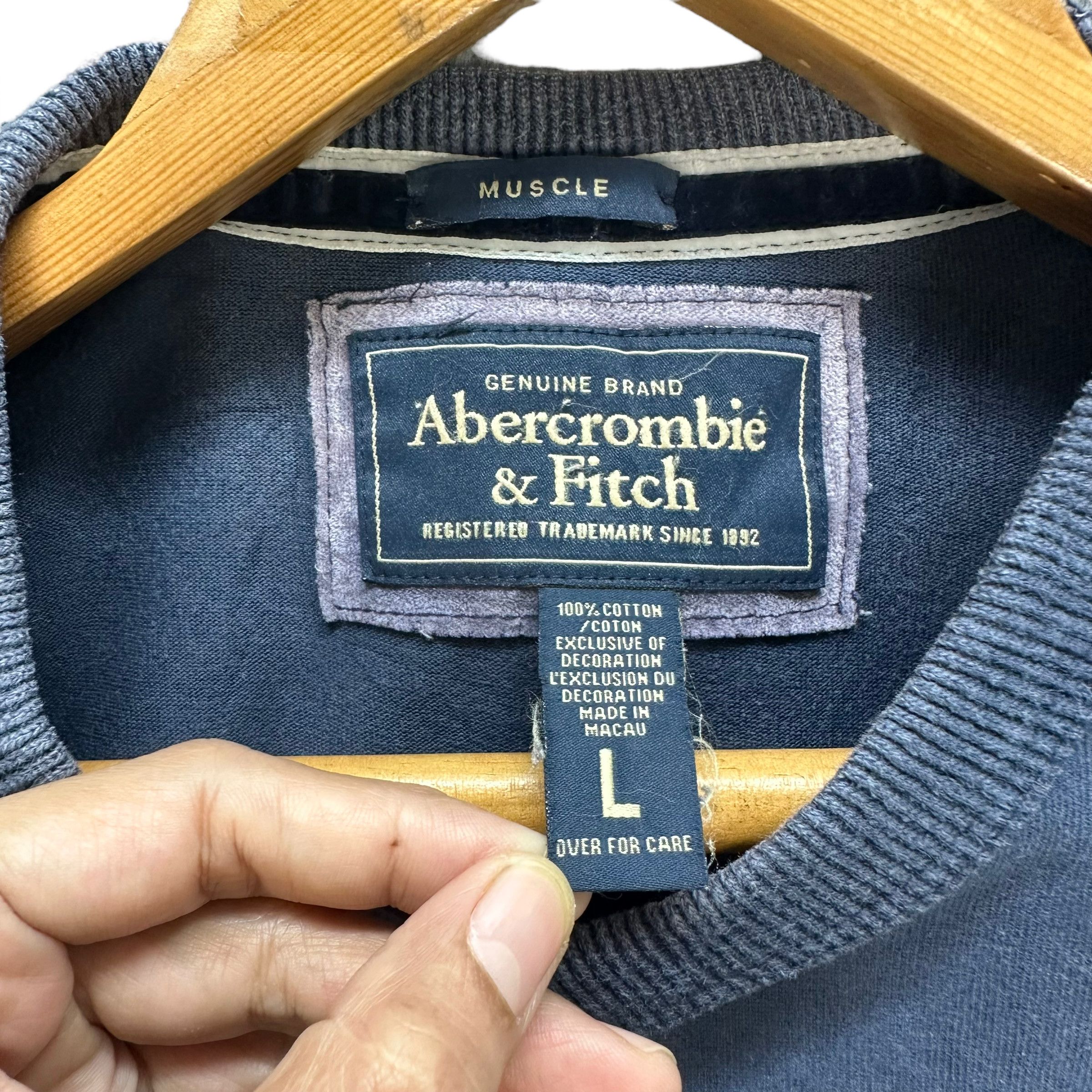 Abercrombie & Fitch AMBERCROMBIE BIG LOGO SWEATER #7770-170 Size US L / EU 52-54 / 3 - 8 Thumbnail