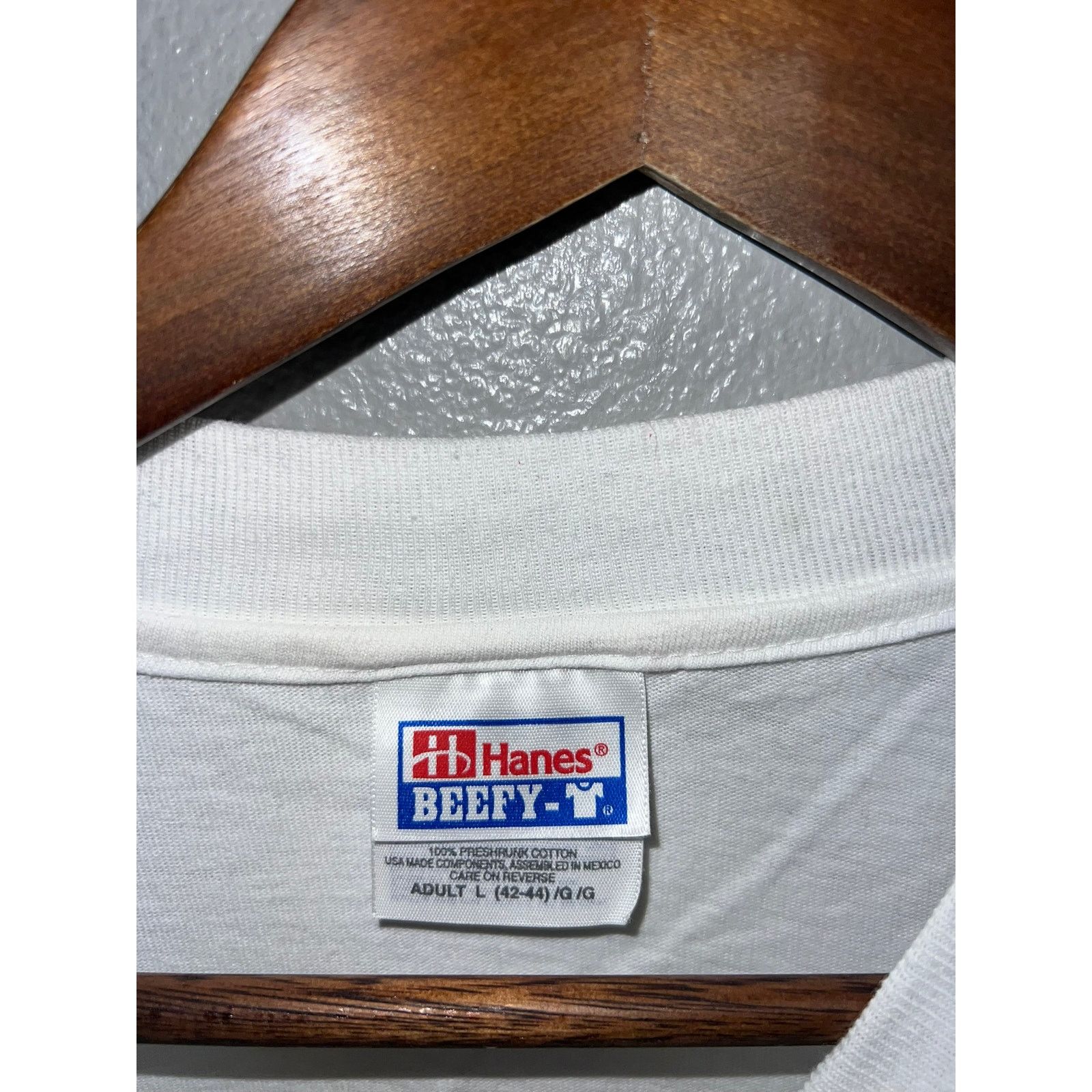 Hanes Vintage Anti Hate Shirt Age Gender Race Religon 90s Tee L Size US L / EU 52-54 / 3 - 4 Thumbnail