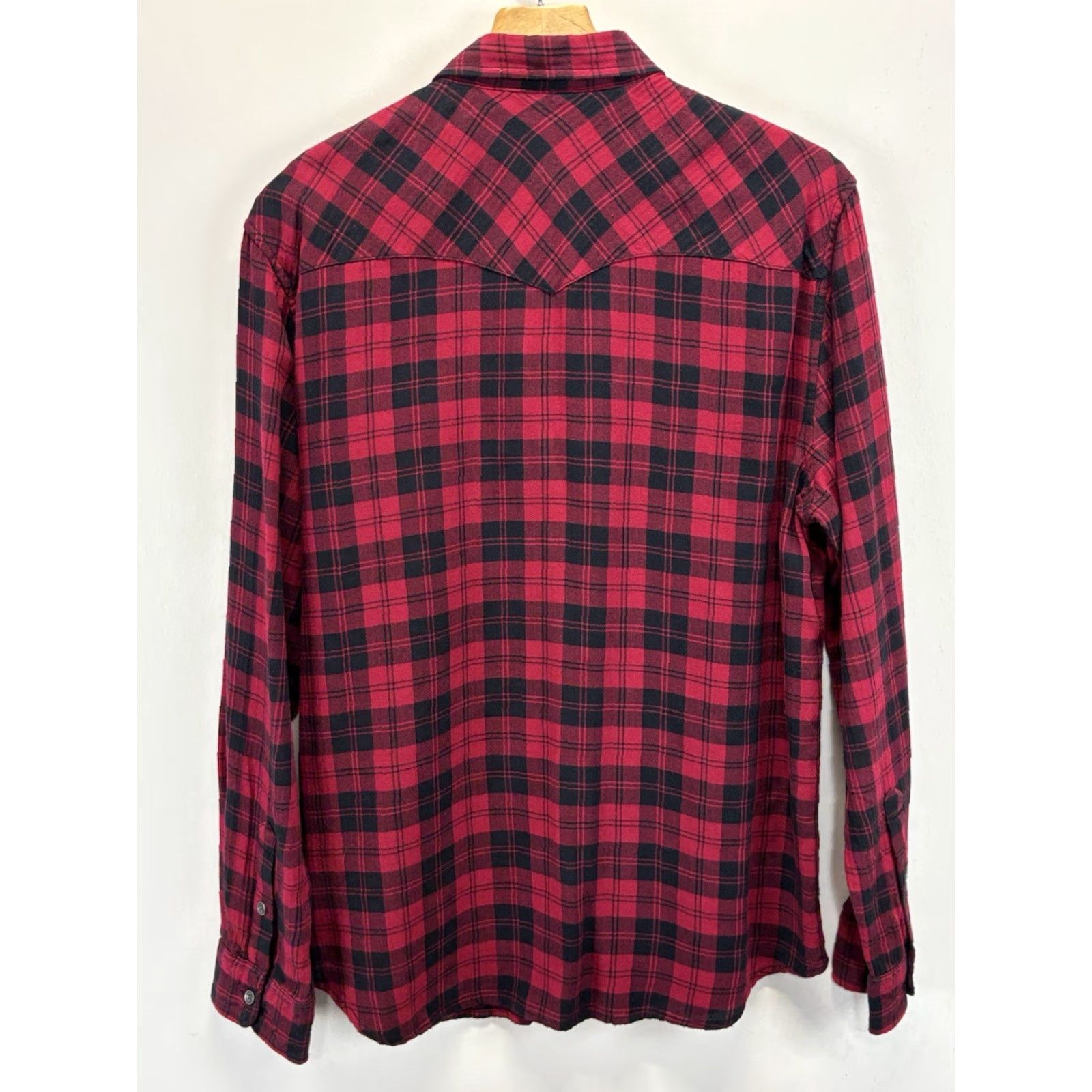 True Religion VINTAGE True Religion Western Shirt Men’s XL Button-Up Red Black Yoke Cowboy Slim Fit Plaid Long Sleeve Collared Button-Up Mens XL Size US XL / EU 56 / 4 - 4 Thumbnail