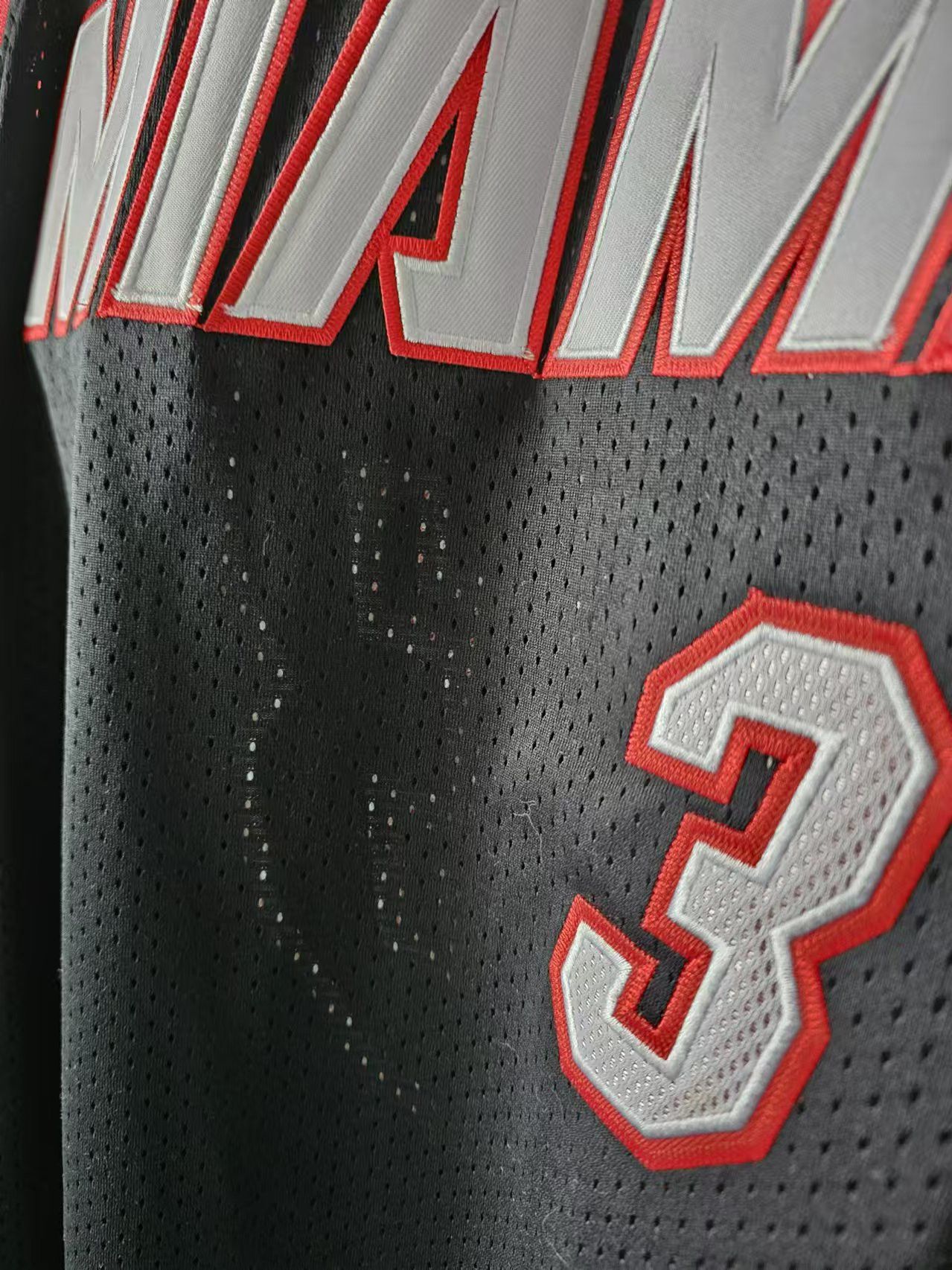 NBA Dwyane Wade Jersey Miami Heat Jersey Size US S / EU 44-46 / 1 - 5 Thumbnail