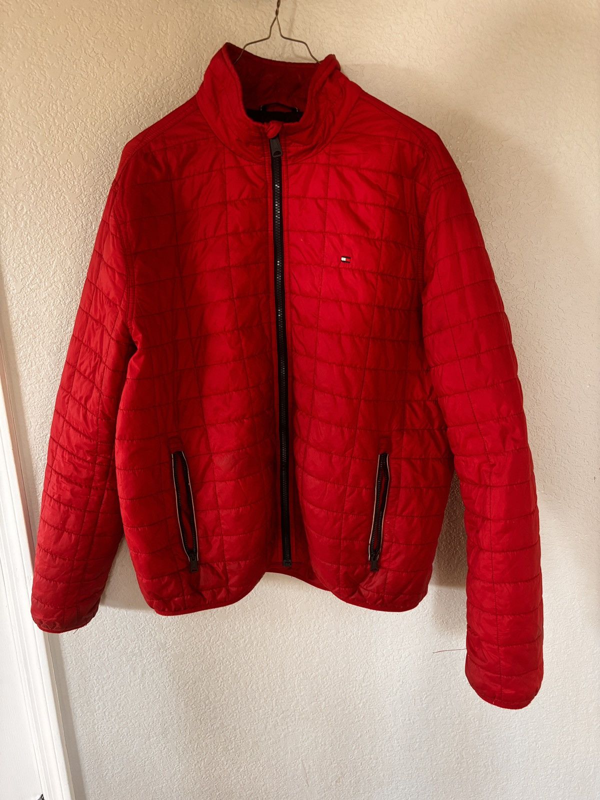 14th Addiction × Tommy Hilfiger × Vintage Tommy Hilfiger Vintage Red Puffer Jacket Size US L / EU 52-54 / 3 - 1 Thumbnail