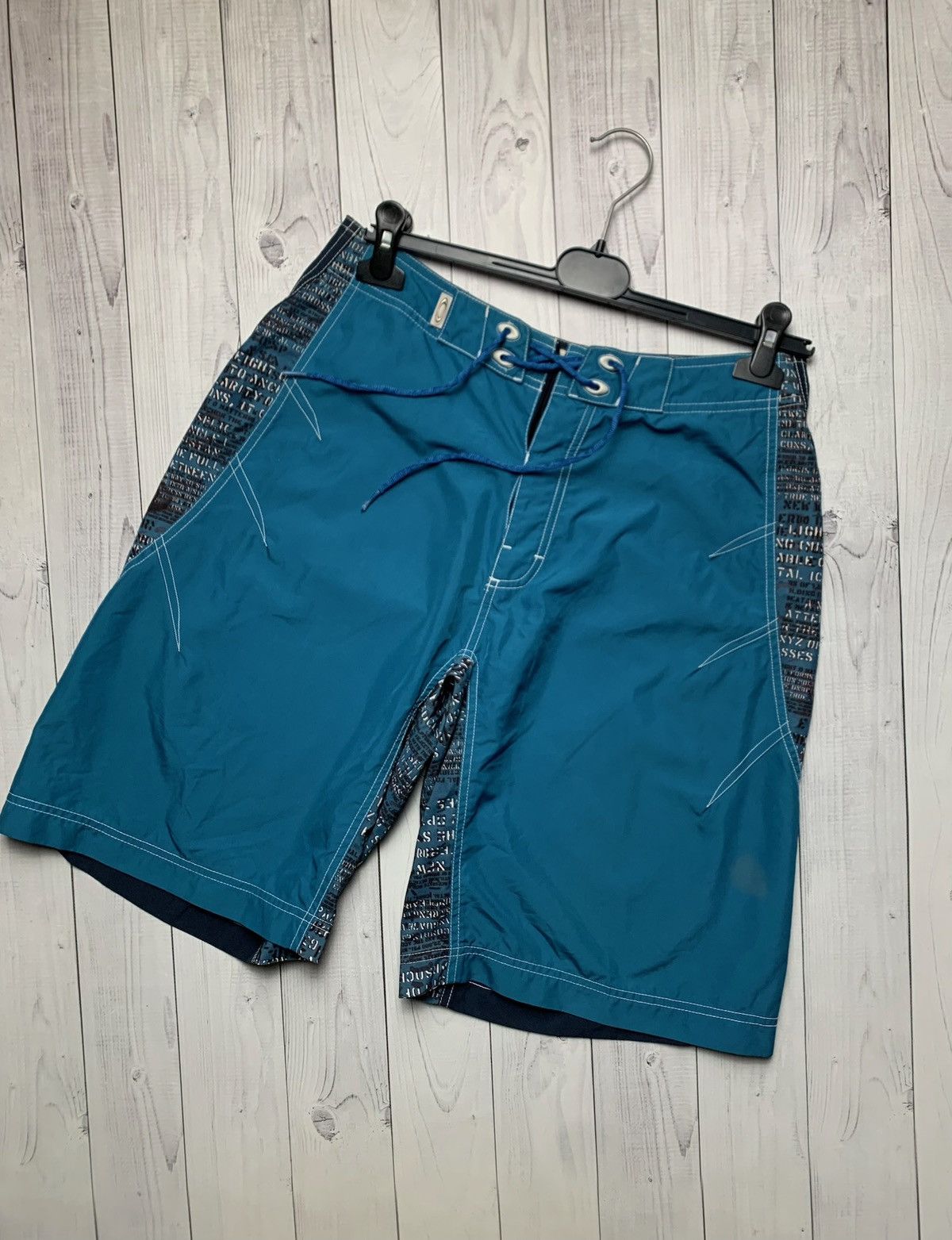 Oakley × Vintage Vintage Oakley logo surf shorts size S logo rare wave Size US S / EU 44-46 / 1 - 2 Thumbnail