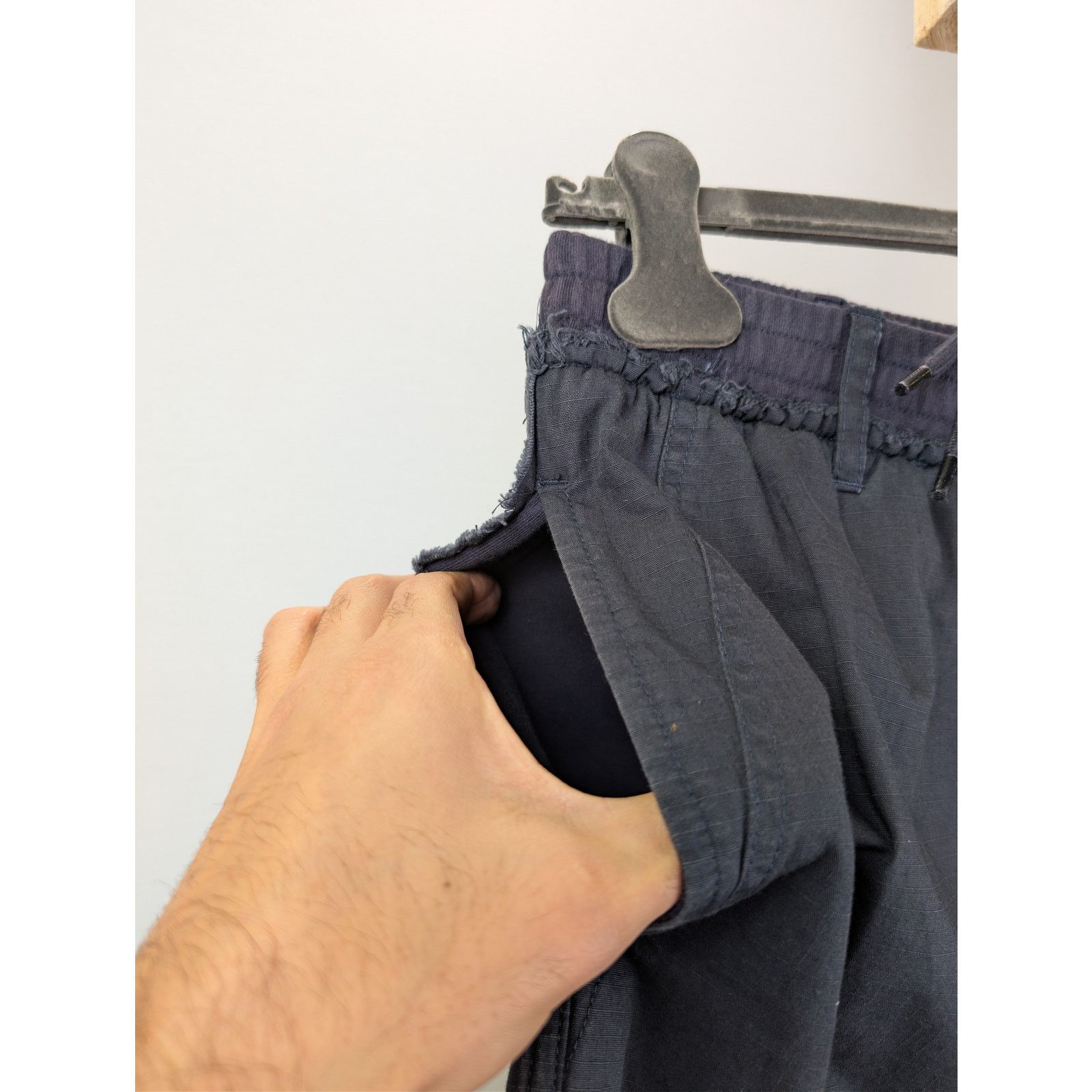 Balenciaga o1rshd1 Patched Hybrid Cargo Trackpants in dark navy Size US 30 / EU 46 - 7 Thumbnail