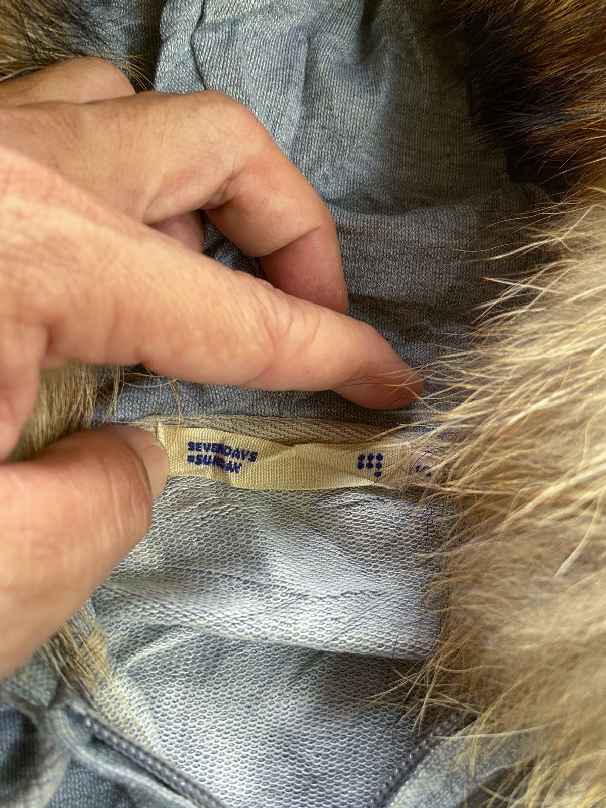 If Six Was Nine × Japanese Brand × Le Grande Bleu (L.G.B.) SEVENDAYS SUNDAY FAUX FUR ZIP HOODIE Size US M / EU 48-50 / 2 - 8 Thumbnail