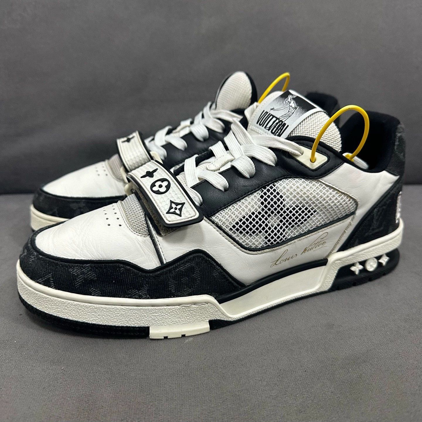 Louis Vuitton Size 42.5 / LV Trainer with straps, black and white Size US 9.5 / EU 42-43 - 4 Thumbnail