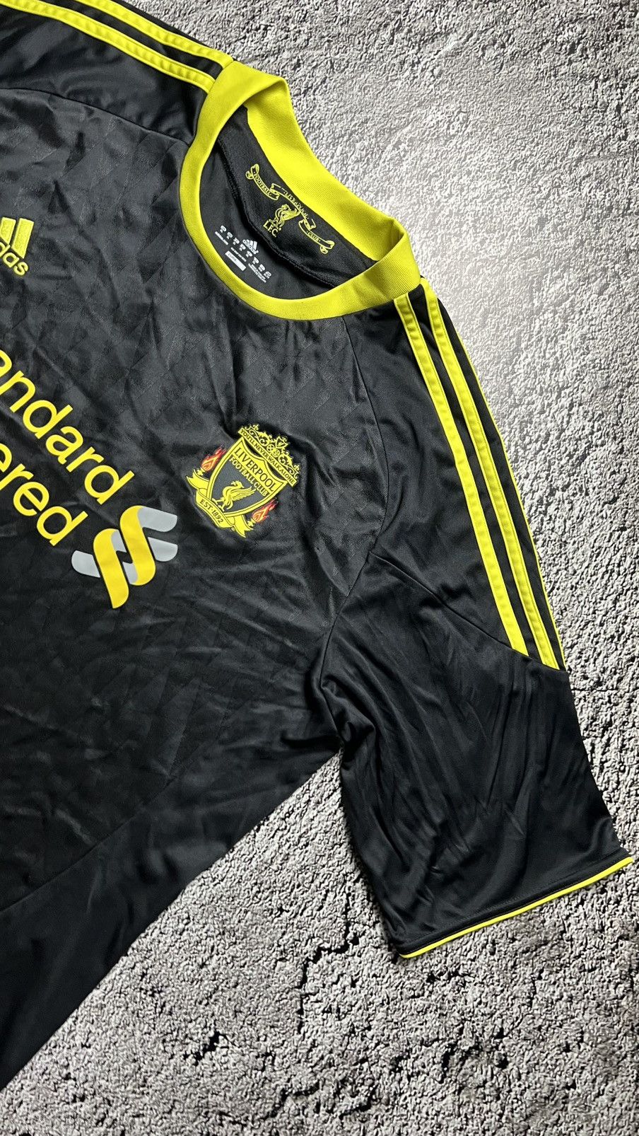 Adidas 2010-2011 FC Liverpool London adidas third kit jersey Size US XL / EU 56 / 4 - 2 Thumbnail