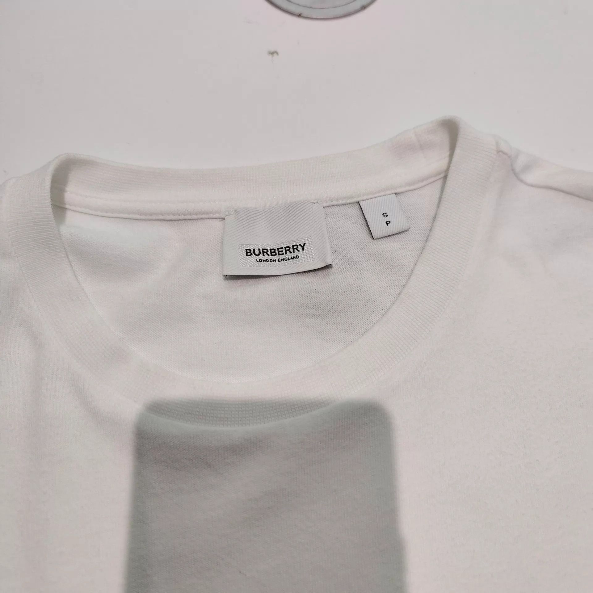 Burberry Burberry White Logo Short Sleeve T-Shirt S 99 New Size S / US 4 / IT 40 - 3 Thumbnail