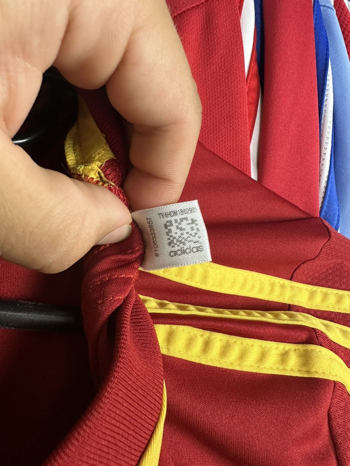 Adidas SPAIN 2013 2014 HOME FOOTBALL SHIRT SOCCER JERSEY ADIDAS Size US S / EU 44-46 / 1 - 8 Thumbnail