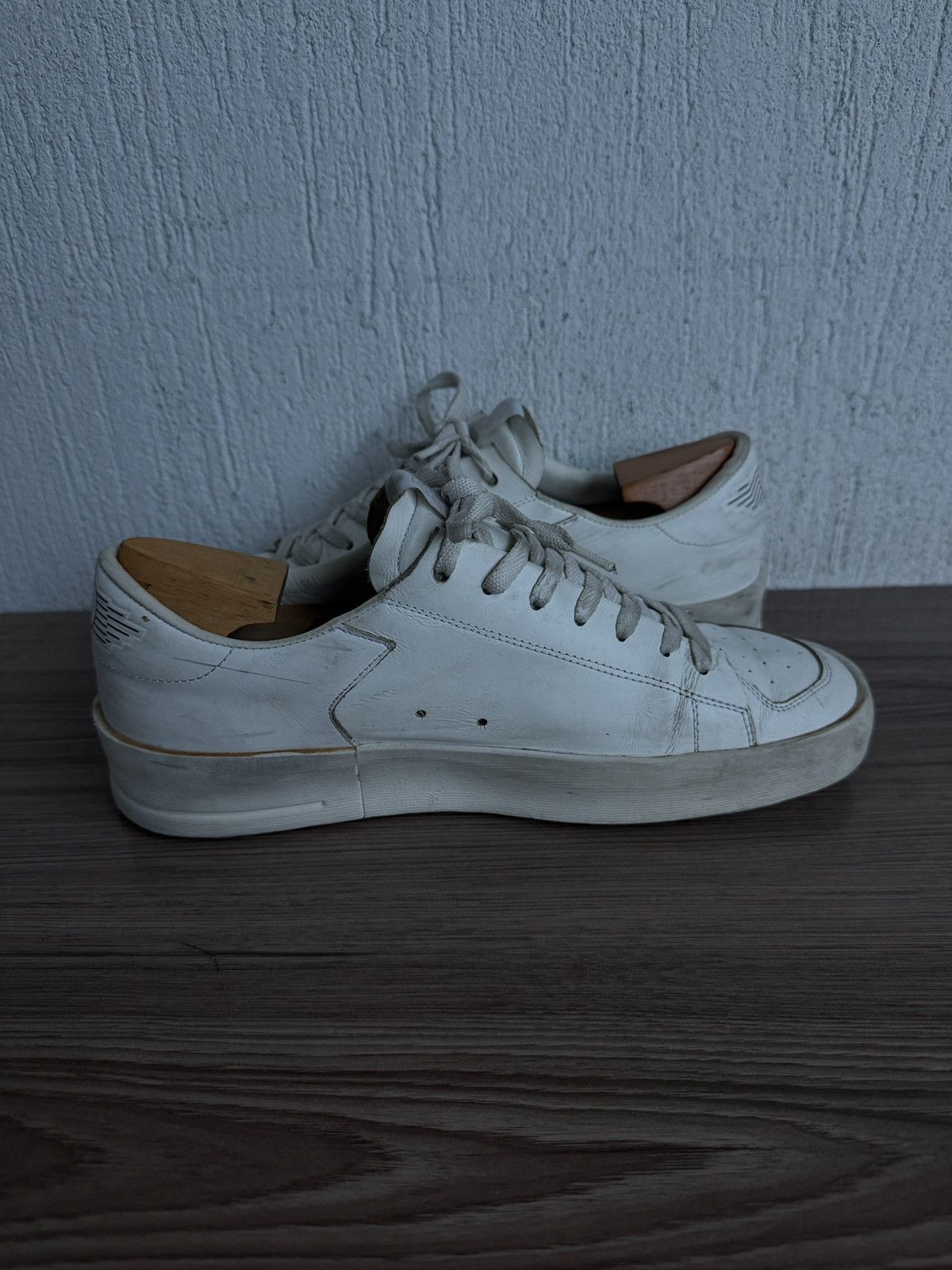 Golden Goose stardan ( love in an a instant) Limited edition sneaker Size US 8 / EU 41 - 11 Thumbnail