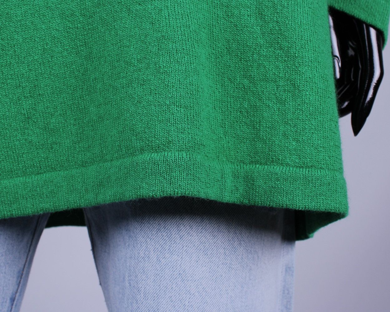 Designer × Iceberg × Vintage Women's ICEBERG Joker Vintage Wool Sweater Size L / US 10 / IT 46 - 5 Thumbnail
