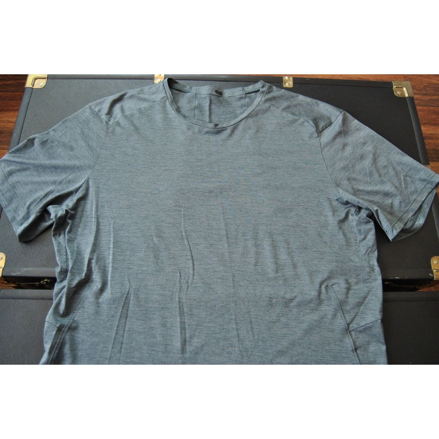 Lululemon Lululemon Short Sleeve Shirt Gray Size US M / EU 48-50 / 2 - 3 Thumbnail