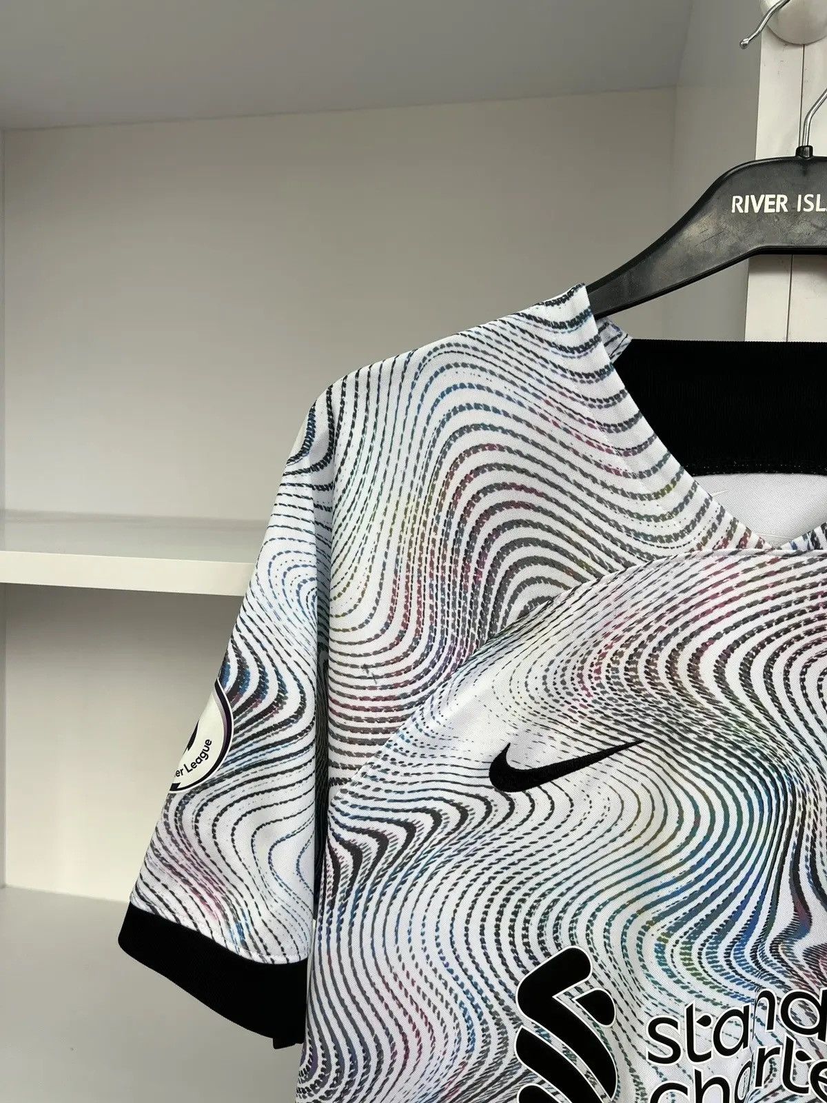Nike × Vintage Nike Liverpool Darwin 22/23 Away Jersey Size US L / EU 52-54 / 3 - 8 Thumbnail