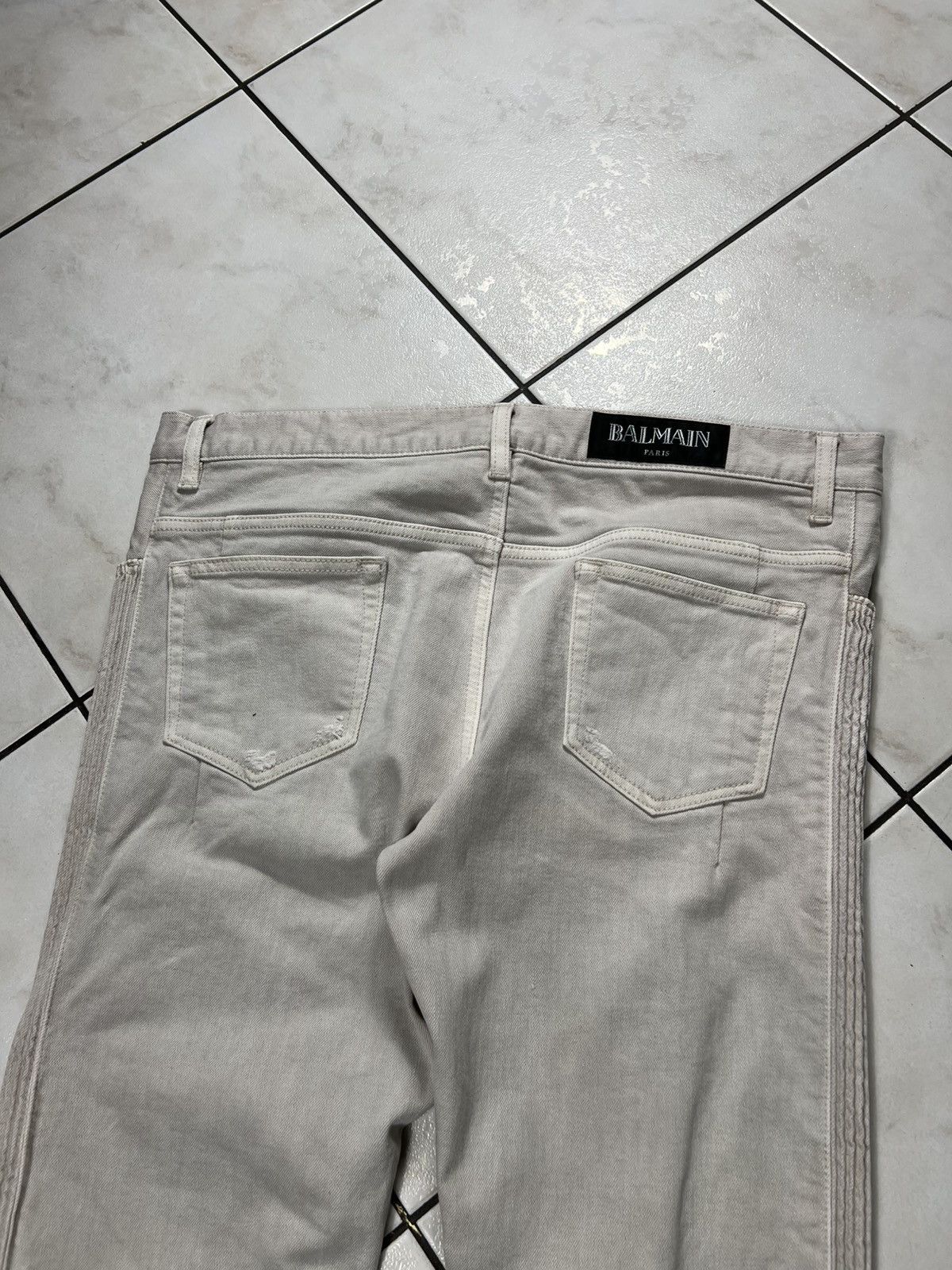 Balmain Archive Balmain biker beige distressed denim pants zippers Size US 34 / EU 50 - 17 Thumbnail