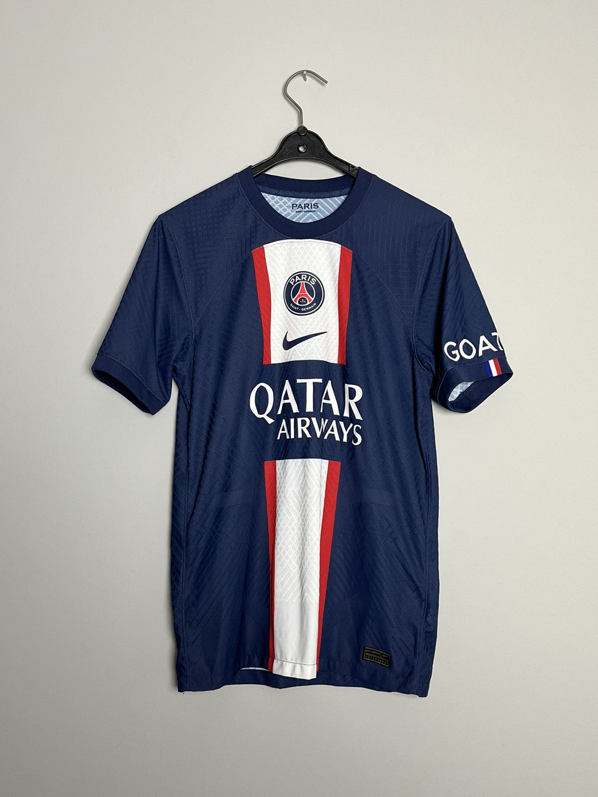 Nike AUTHENTIC NEYMAR PSG SOCCER JERSEY TSHIRT Size US S / EU 44-46 / 1 - 1 Thumbnail