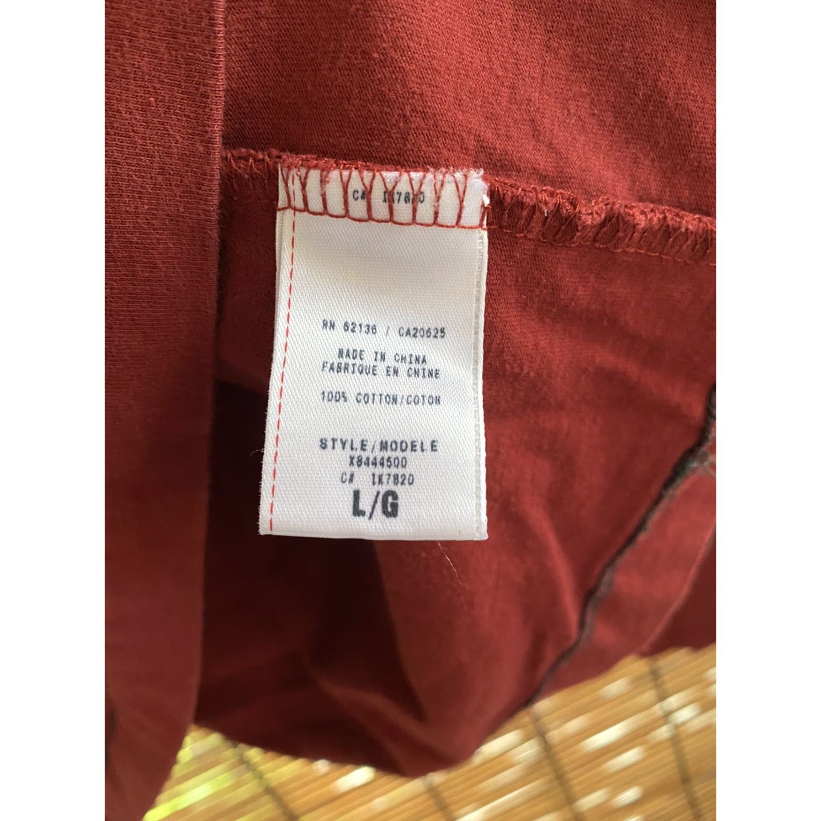 Guess GUESS Mens Long Sleeve Red Shirt L Crew Neck Live Like Kings Road Lords Patch Size US L / EU 52-54 / 3 - 5 Thumbnail