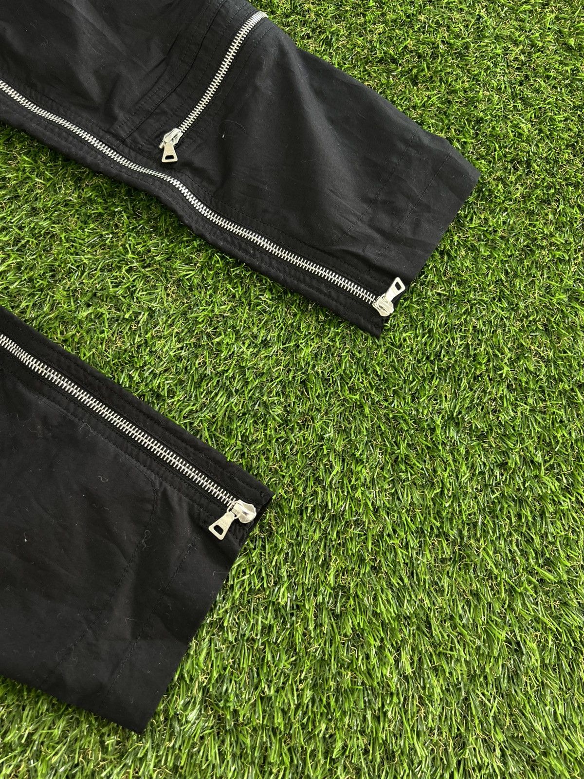 Prada PRADA Pants Cargo Biker Astro Bondage Zipper Laced Vintage Size 28" / US 6 / IT 42 - 4 Thumbnail