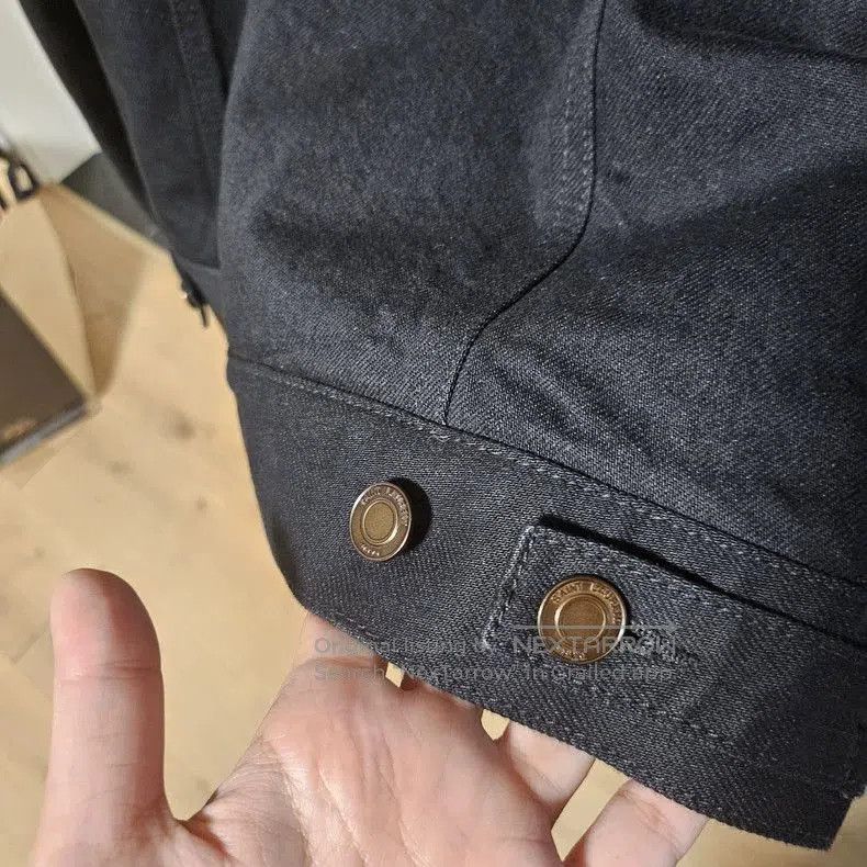 Saint Laurent Paris YSL Black Denim Jacket with Shearling Collar. Size US L / EU 52-54 / 3 - 7 Thumbnail