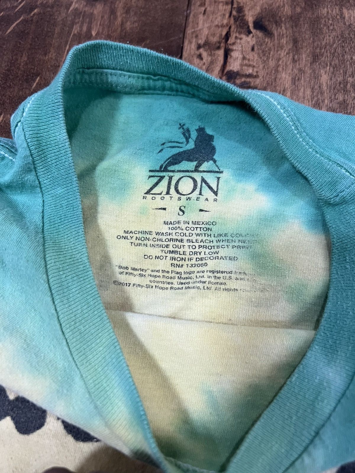 Bob Marley × Zion Rootswear Bob Marley & The Wailers Exodus World Tour Shirt Size US S / EU 44-46 / 1 - 8 Thumbnail