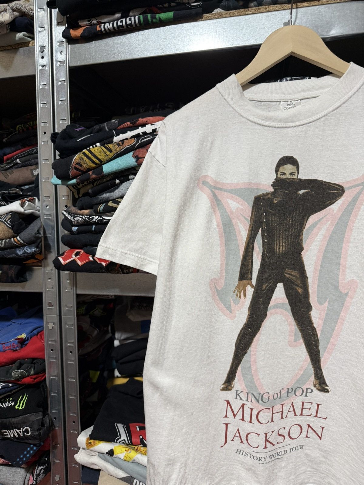 Vintage Vintage 1996 Michael Jackson King Of Pop History Tour Tee Size US XL / EU 56 / 4 - 3 Thumbnail