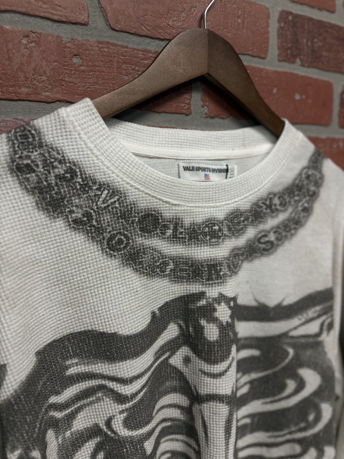 Vale Valley Long Sleeve Bone Tee Shirt Size XXL (New) Size US XXL / EU 58 / 5 - 5 Thumbnail