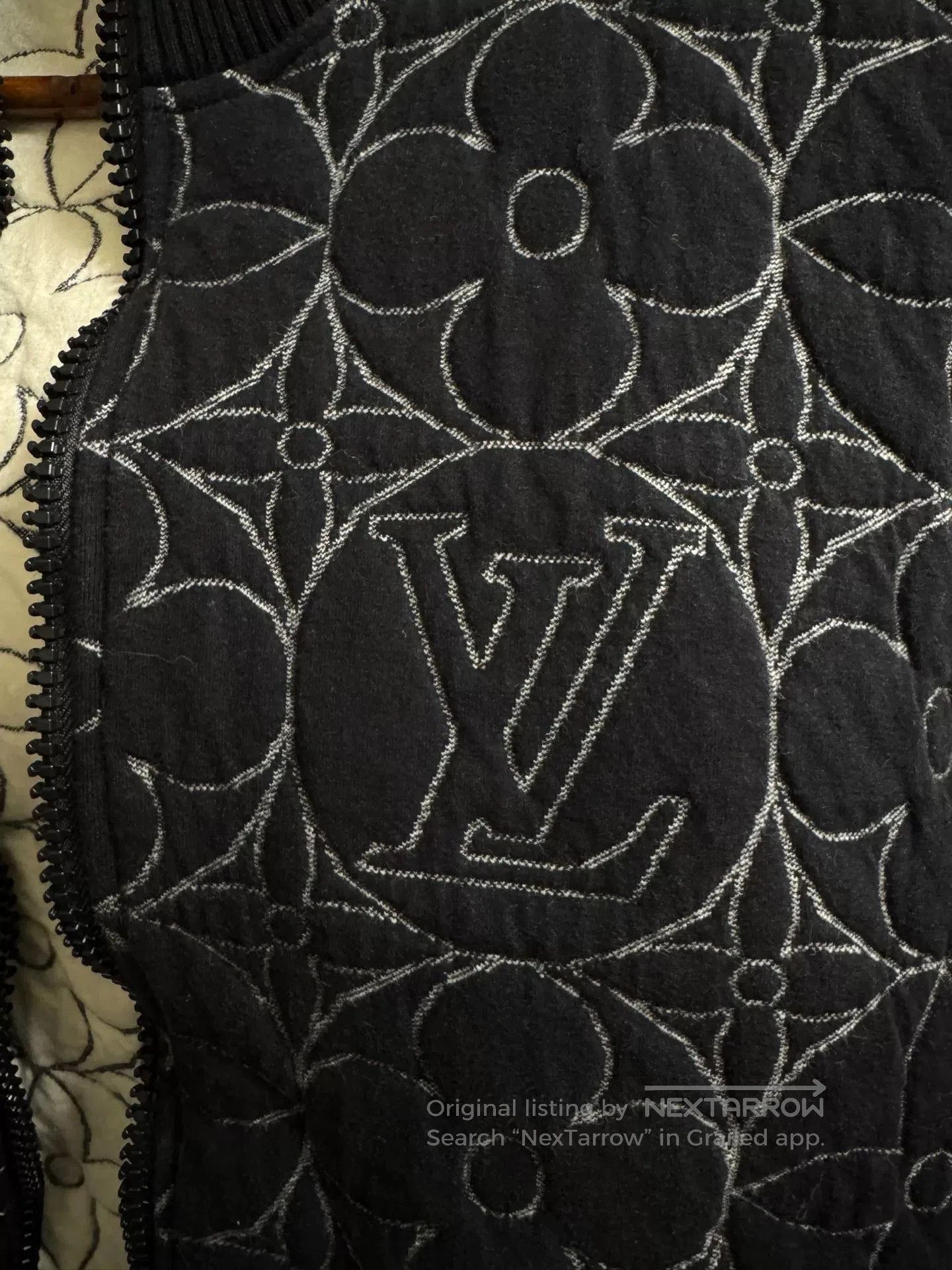 Louis Vuitton Louis Vuitton Floral Embroidered Quilted Jacket. Size S / US 4 / IT 40 - 6 Thumbnail