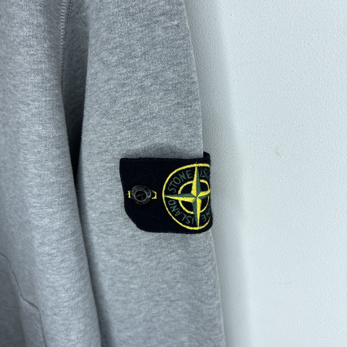 Stone Island Stone Island Hoodie Sweatshirt Hooded Gray Patch Logo Size US L / EU 52-54 / 3 - 6 Thumbnail