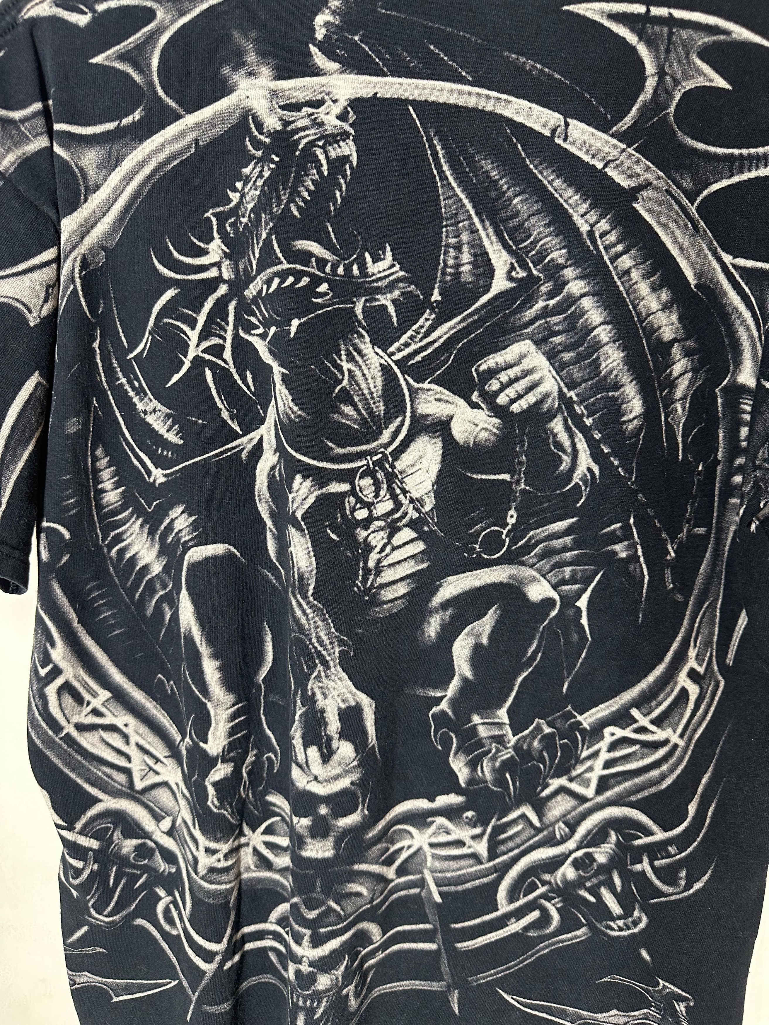 Liquid Blue × Vintage Vintage Liquid Blue Dragon Shirt Graphic Universal Studios Size US L / EU 52-54 / 3 - 5 Thumbnail